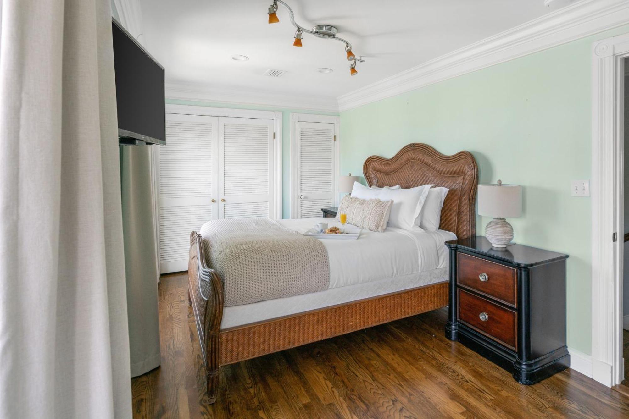 Holiday home Promenade By Avantstay Front Mansion W Breathtaking Views Pool