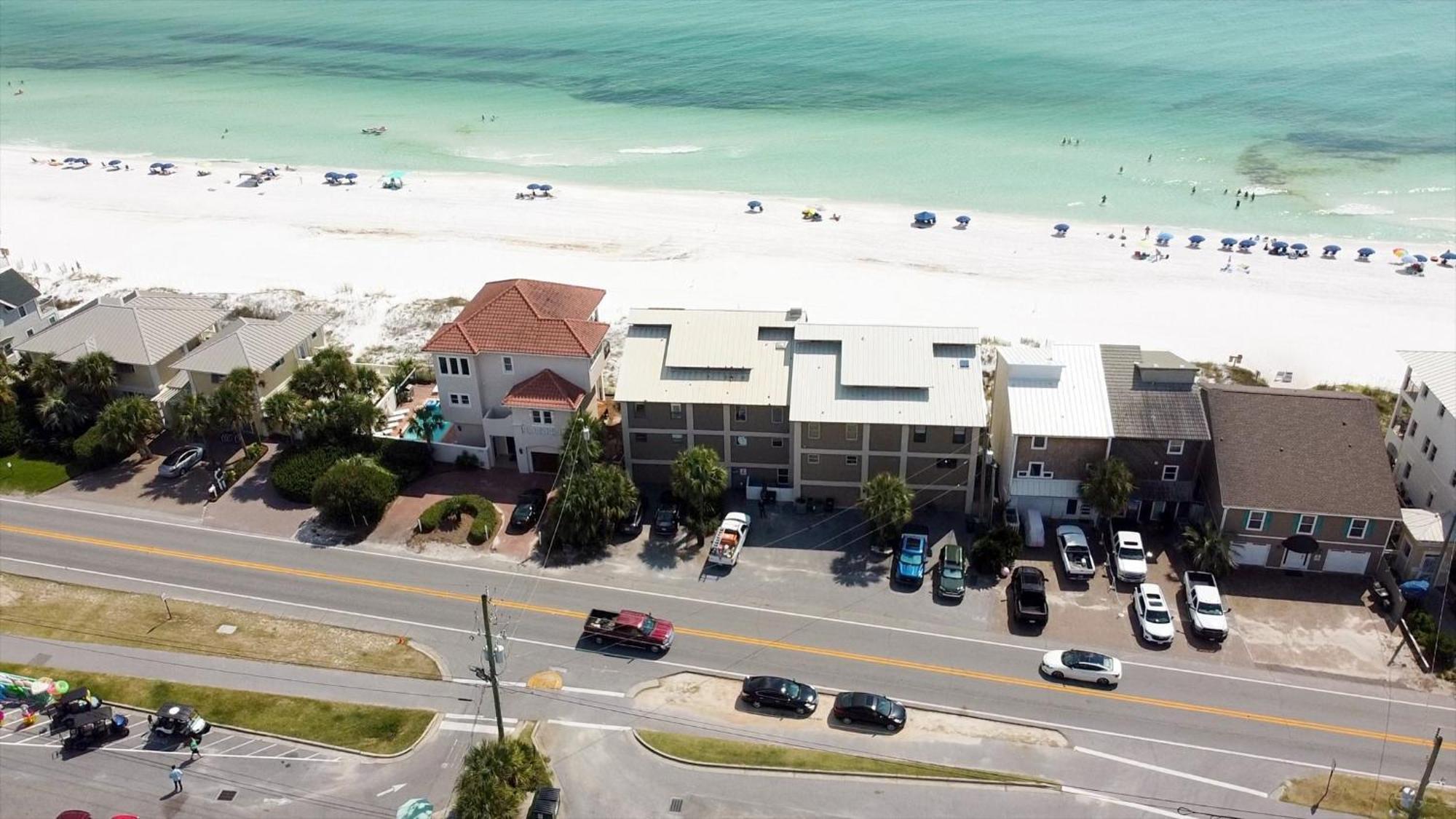 Holiday home Backyard By Avantstay Oceanfront Paradise Destin
