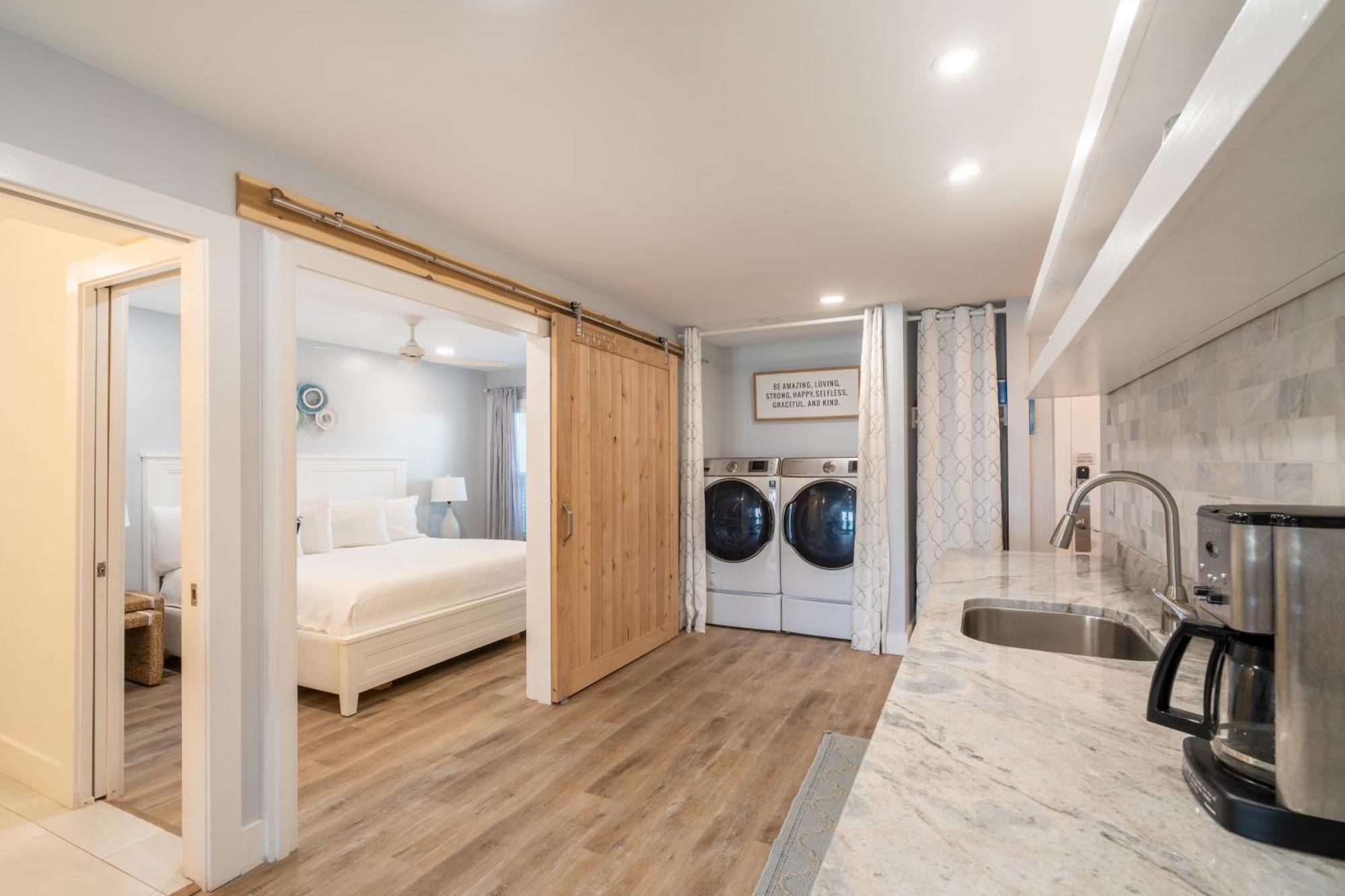 Backyard By Avantstay Oceanfront Paradise * Destin
