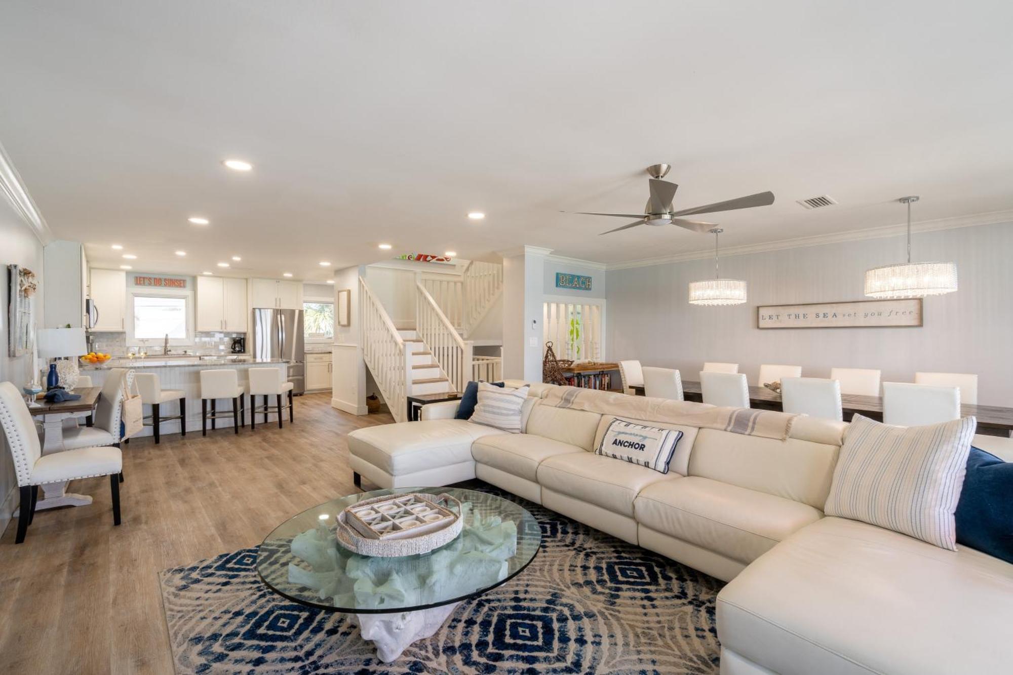 Holiday home Backyard By Avantstay Oceanfront Paradise