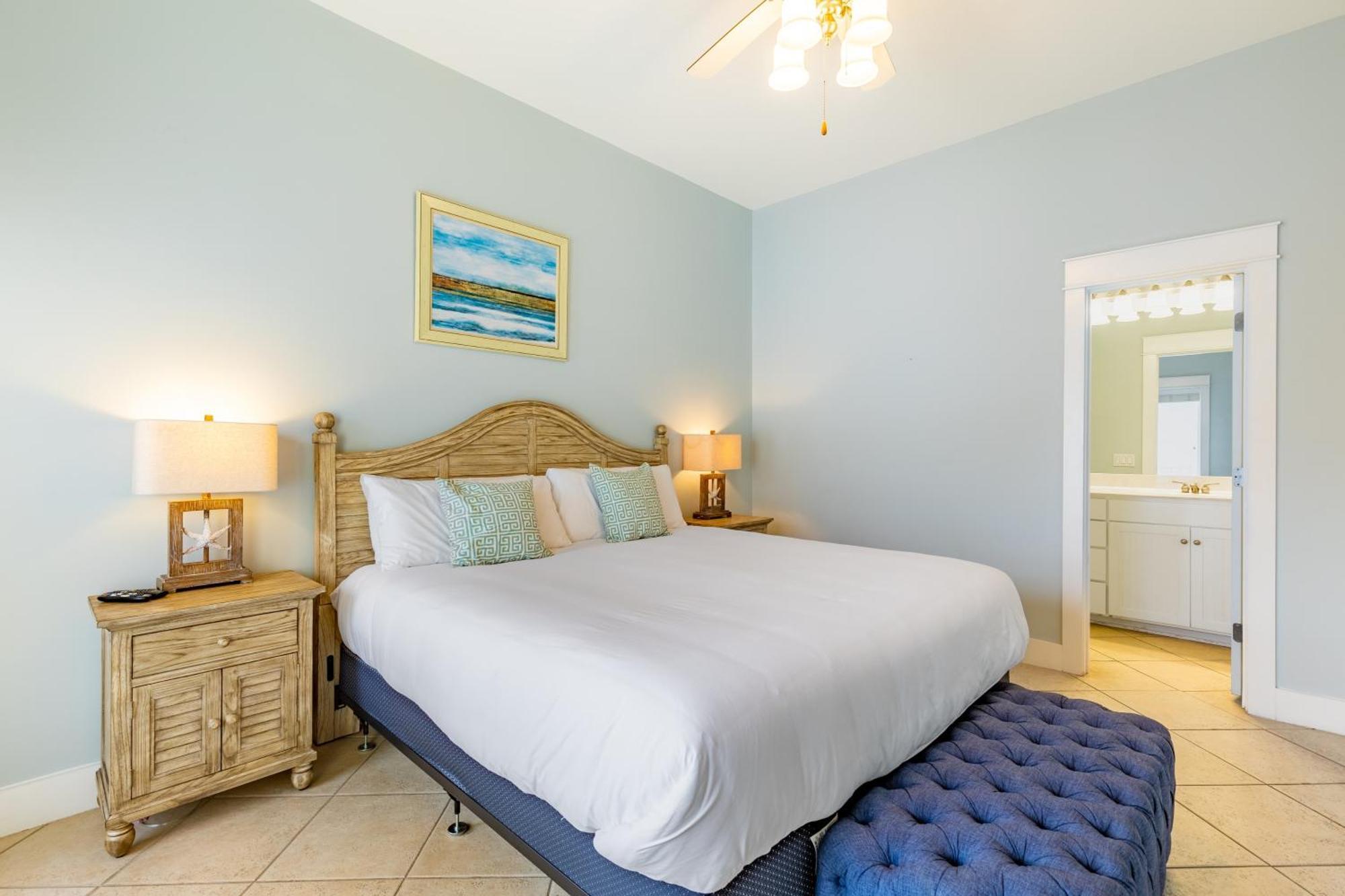 Gulfside Oasis By Avantstay Steps To Beach W Bbq Pool Video Arcade Max Occ 20 Holiday home