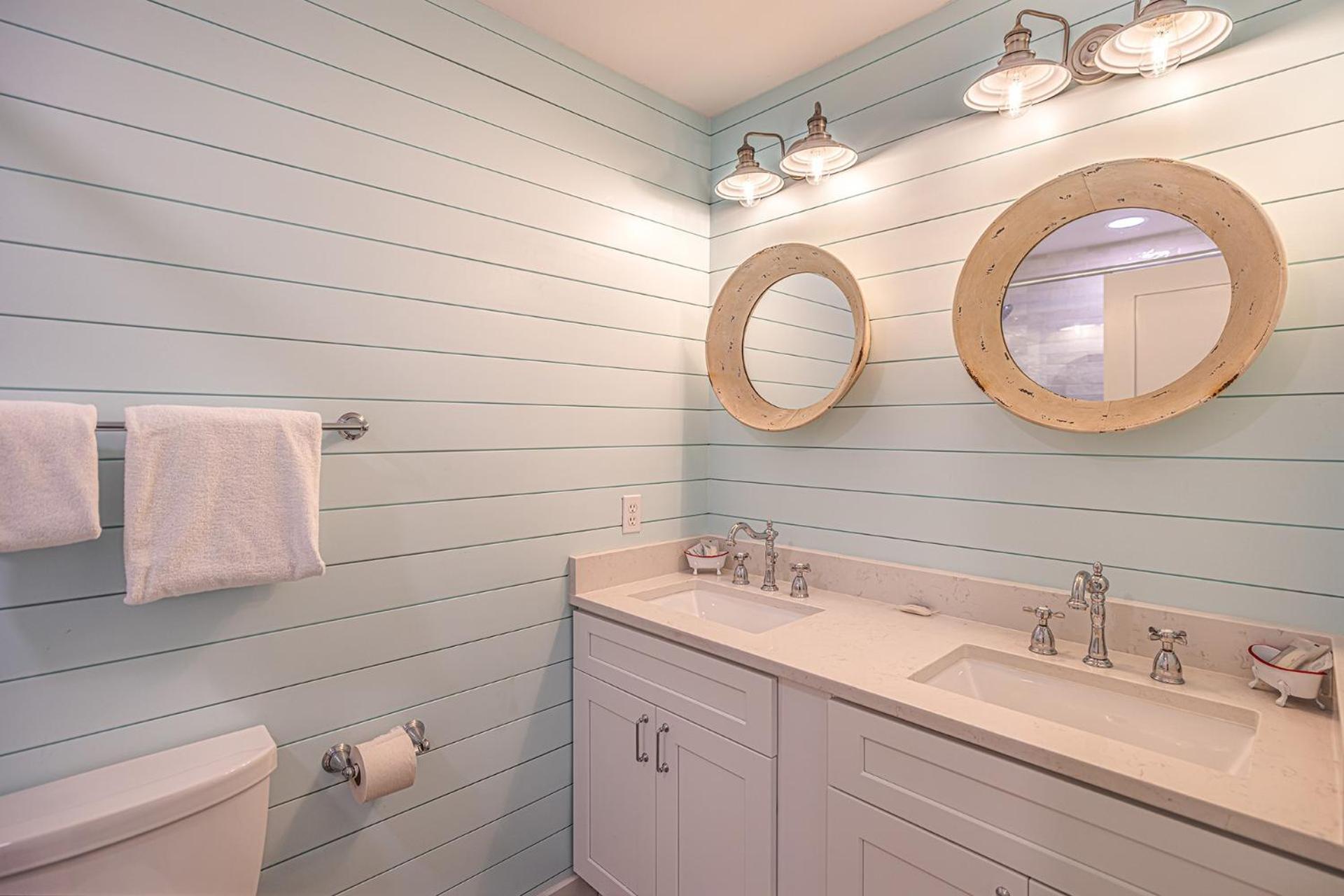 8852 Bay Pine *