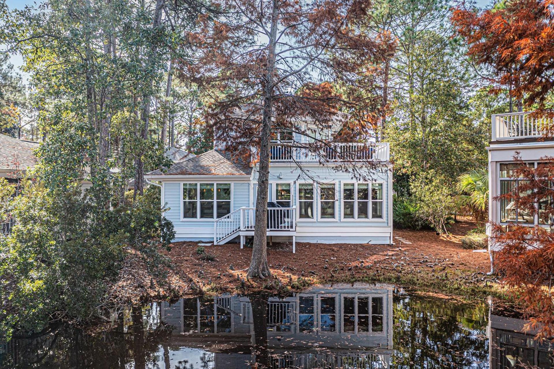 8852 Bay Pine