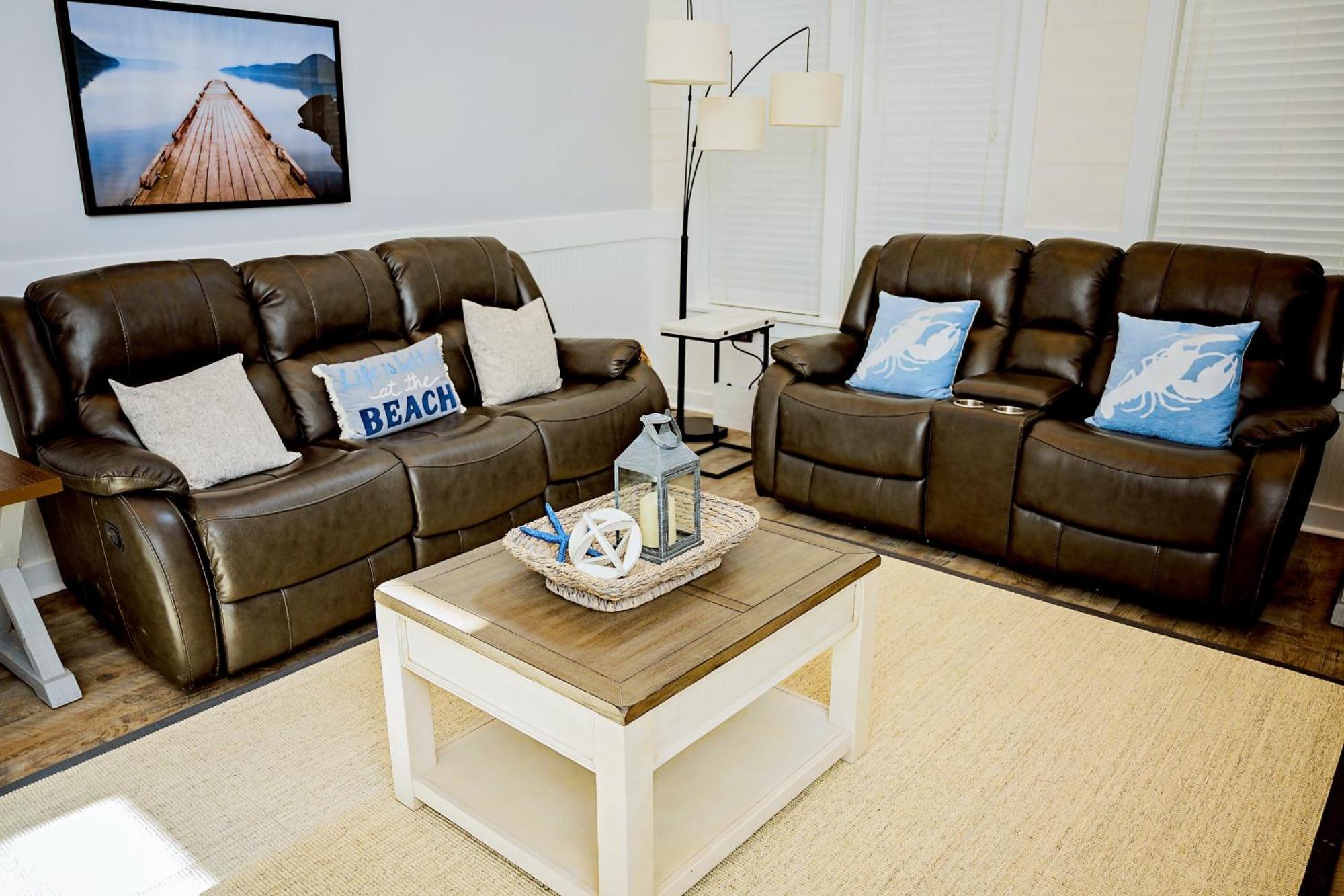 1352 Laurel Grove *