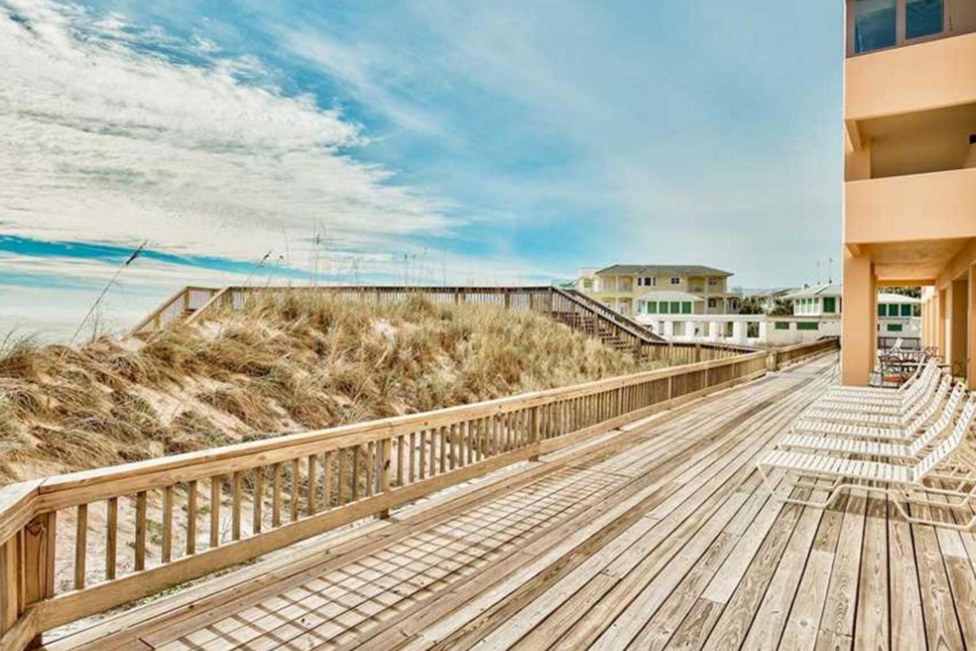Jetty East * Destin
