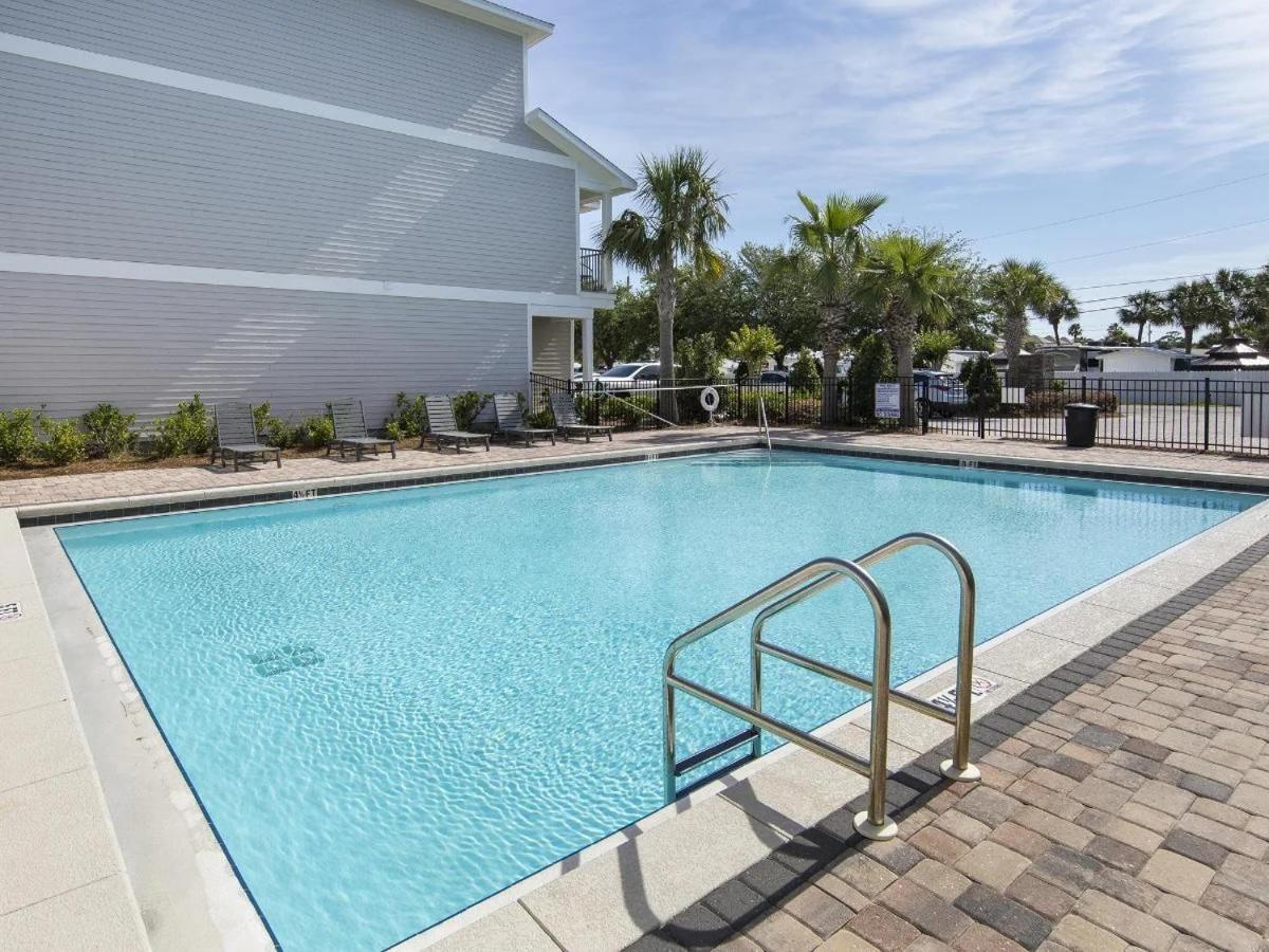 Driftwood Townhomes #8 Holiday home