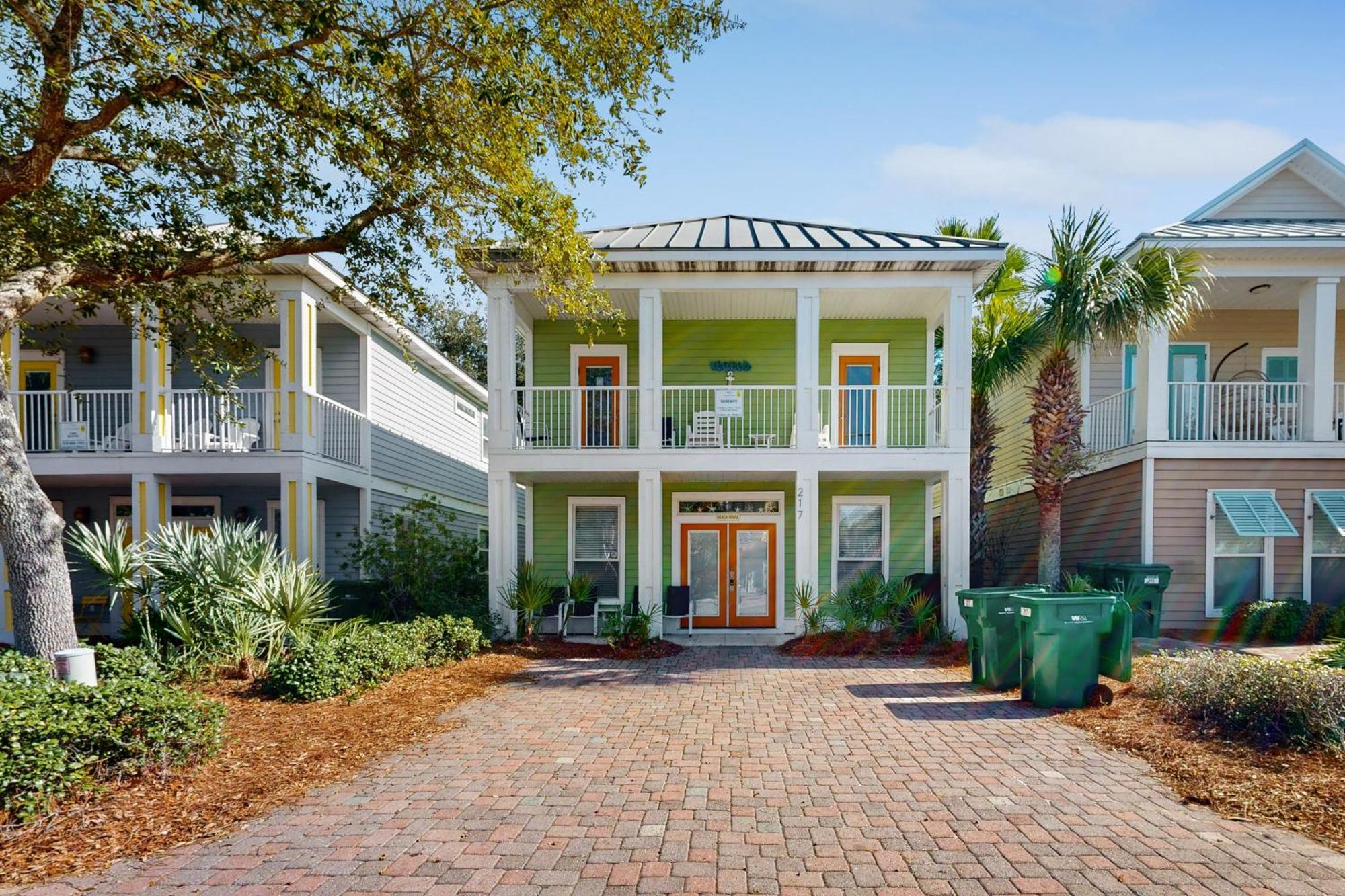 Villages Of Crystal Beach: Serenity Holiday home *