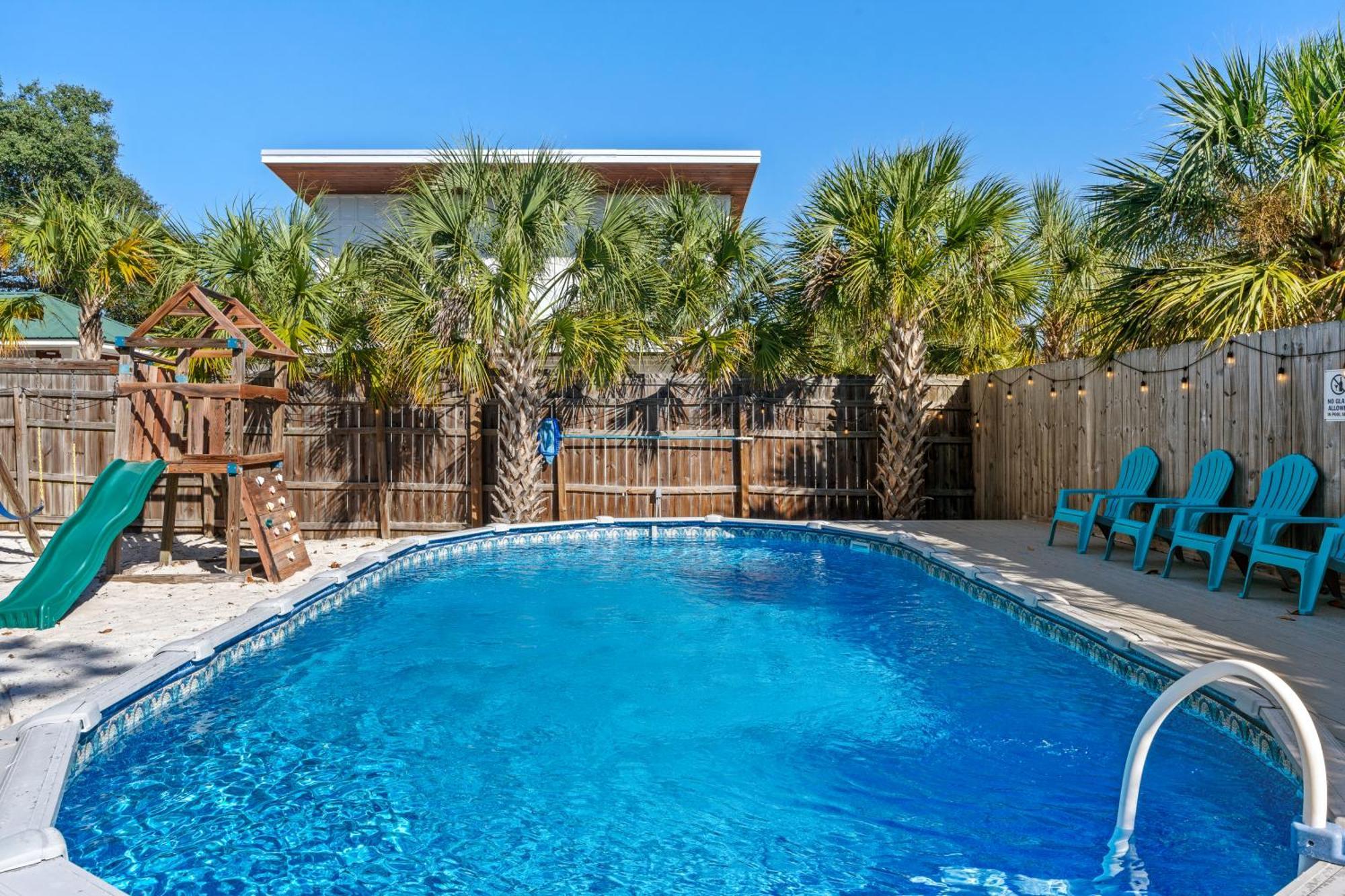 Zula Retreat: Pet-friendly Oasis With Pool, Steps From Shore Destin