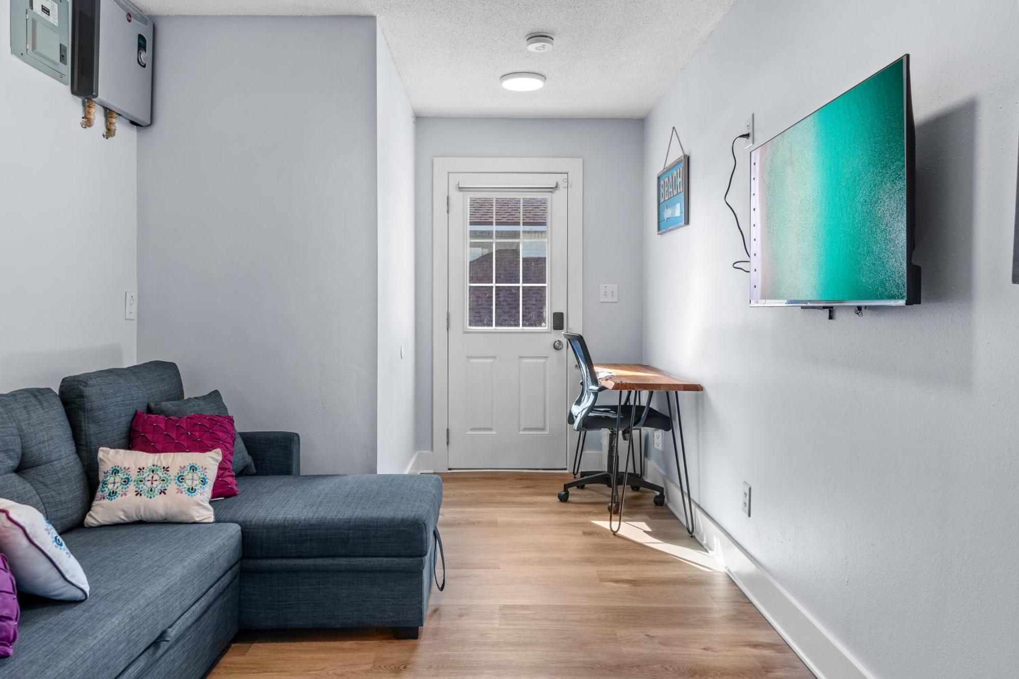 Zula Retreat: Pet-friendly Oasis With Pool, Steps From Shore Destin