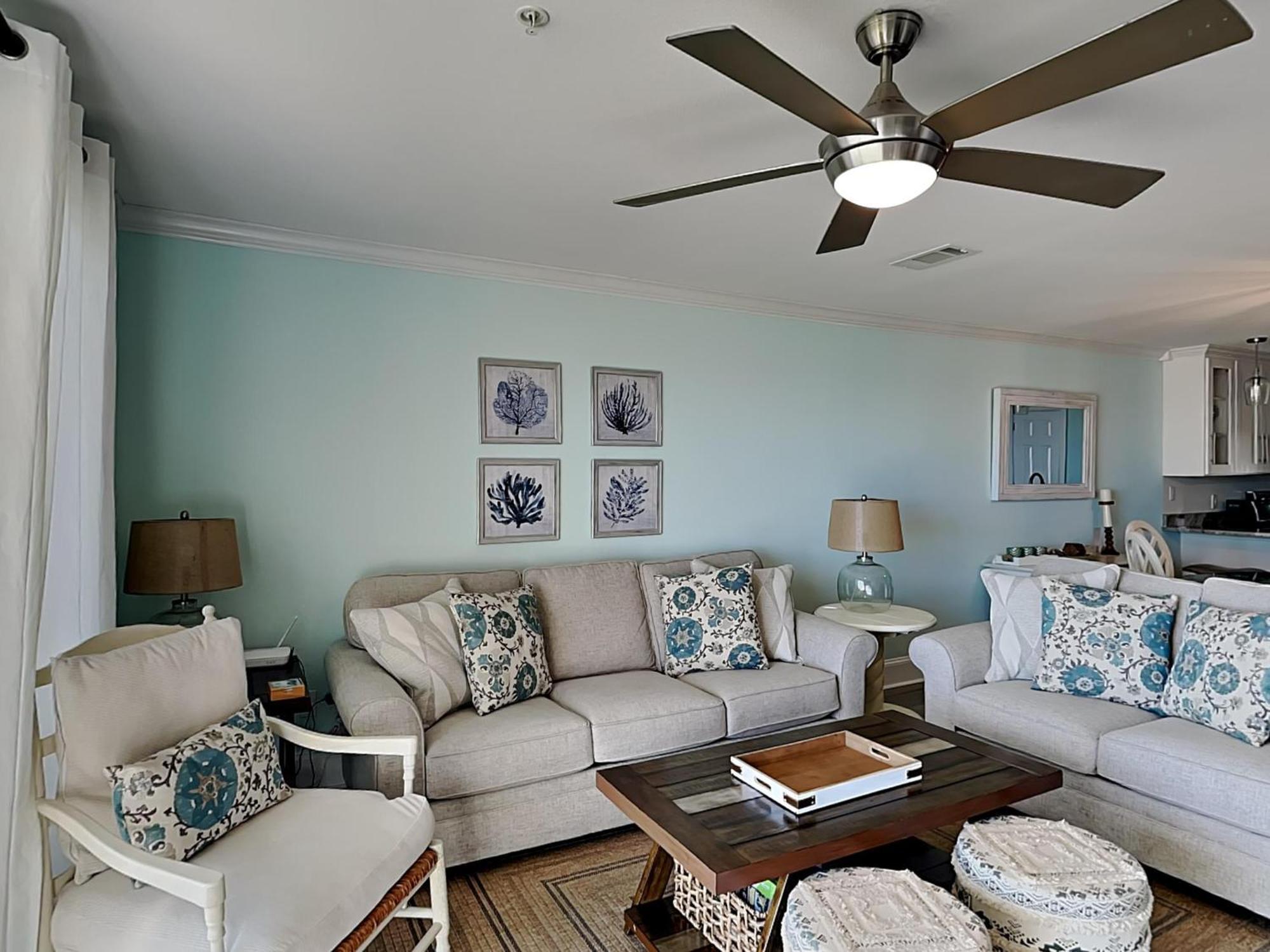 Stunning In With Outdoor Swimming Pool And 3 Bedrooms Destin