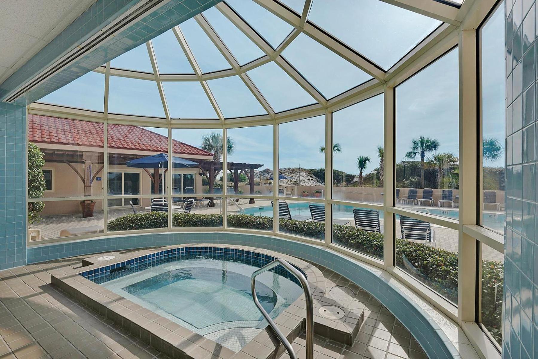 Manor 1110 * Destin