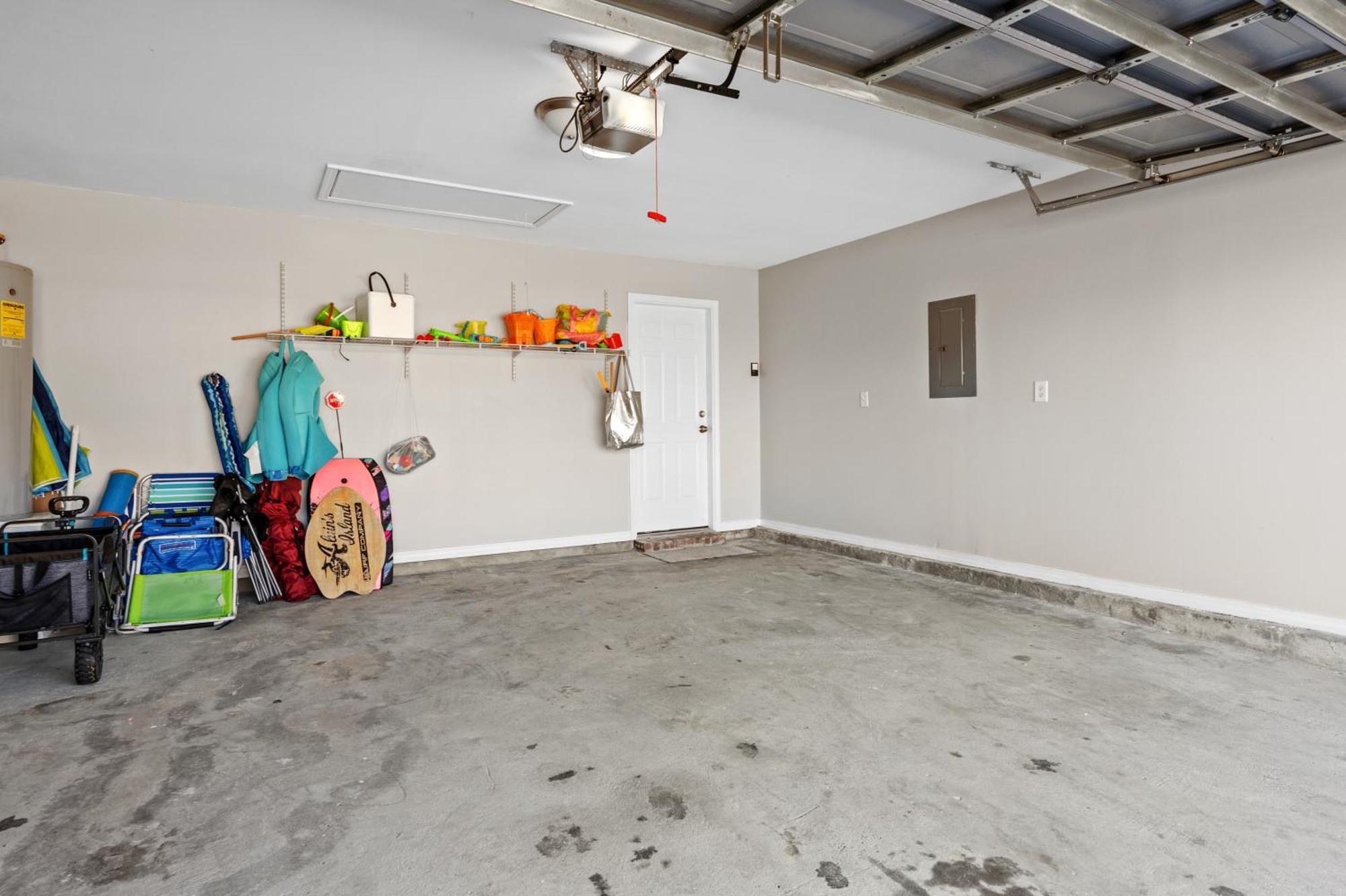 Luxurious House, Private Heated Pool, Dedicated Office, Mins Walk To & Shops * Destin