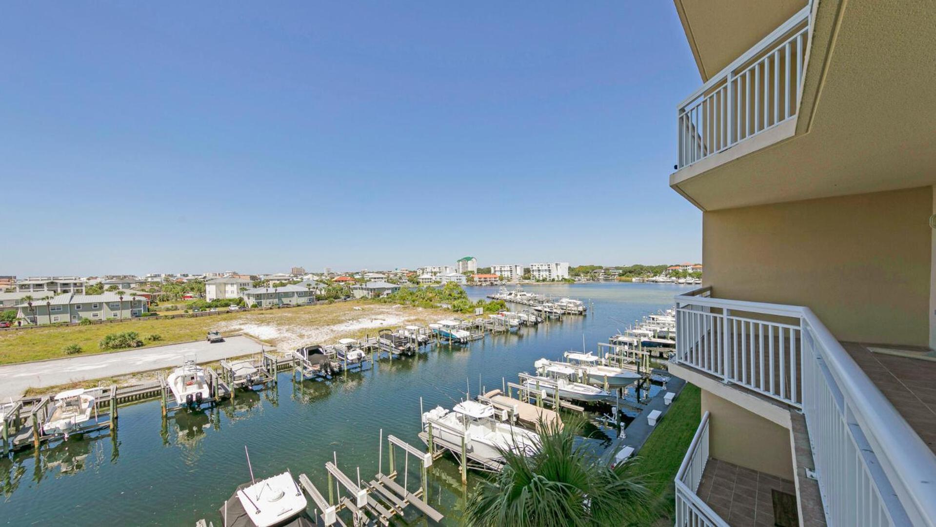 Holiday home Harbor Landing 201b - Lovely 3br On Isle With Harbor Views Destin