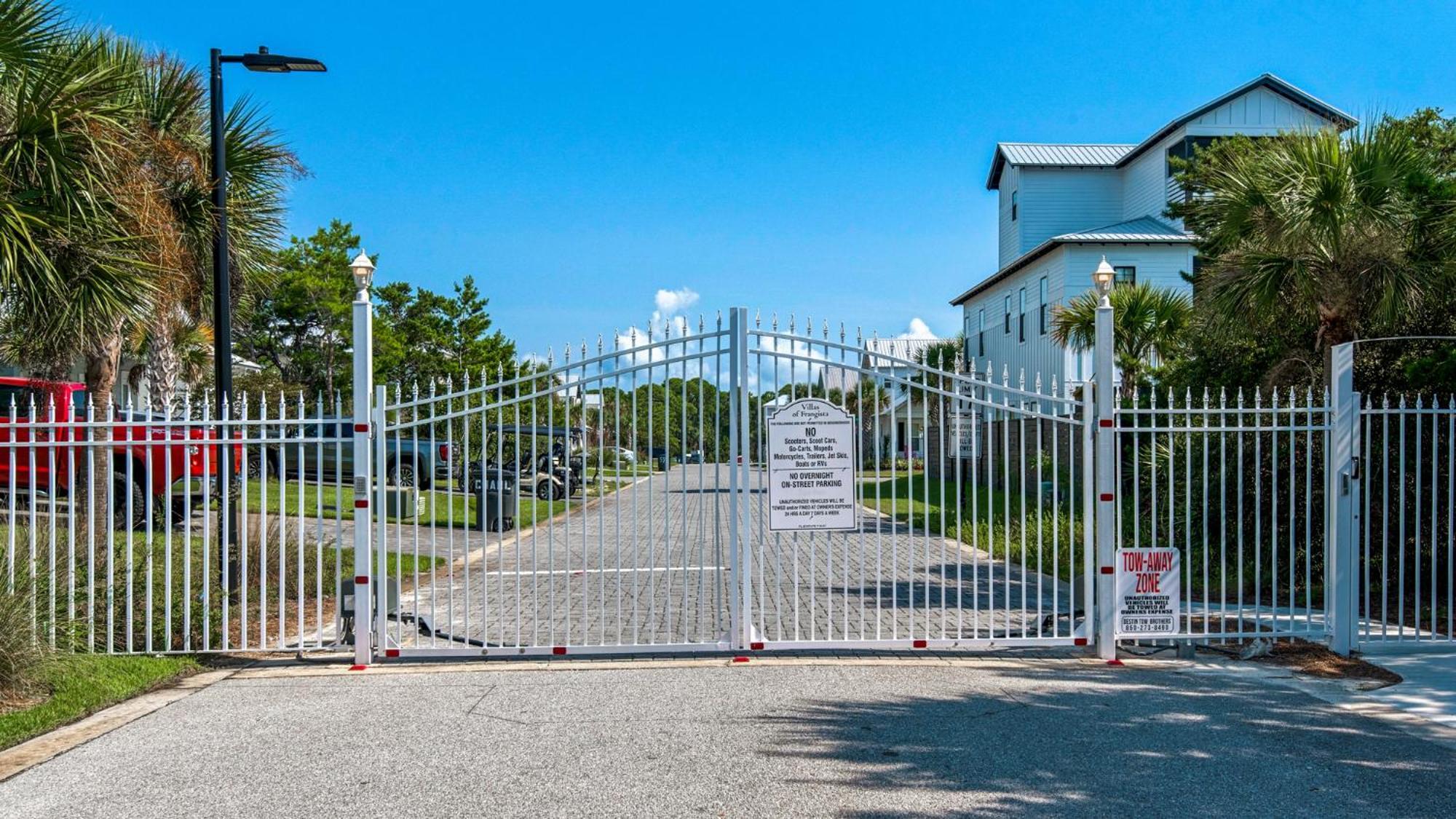 Sea La Vie In Miramar Holiday home