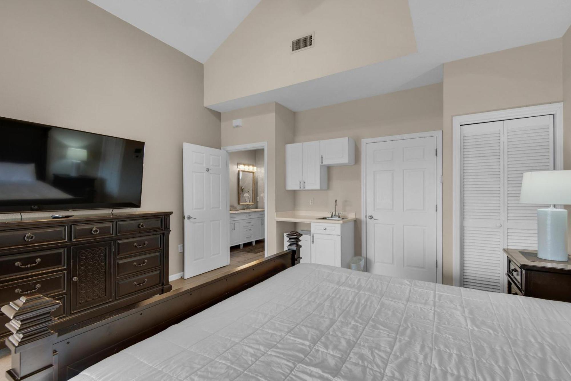 Holiday home Haven- Pointe 703 *