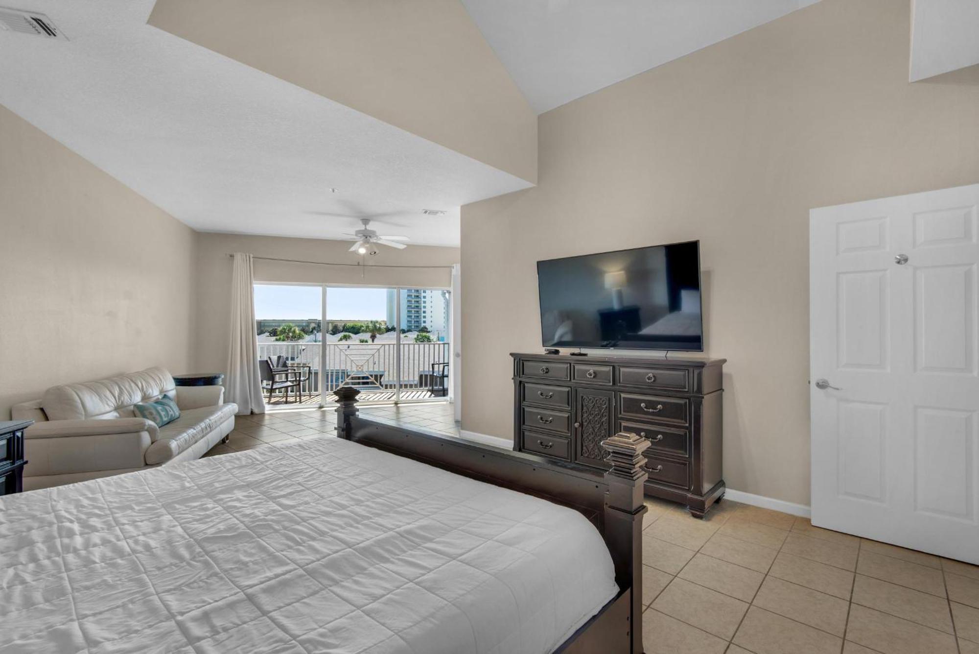 Haven- Pointe 703