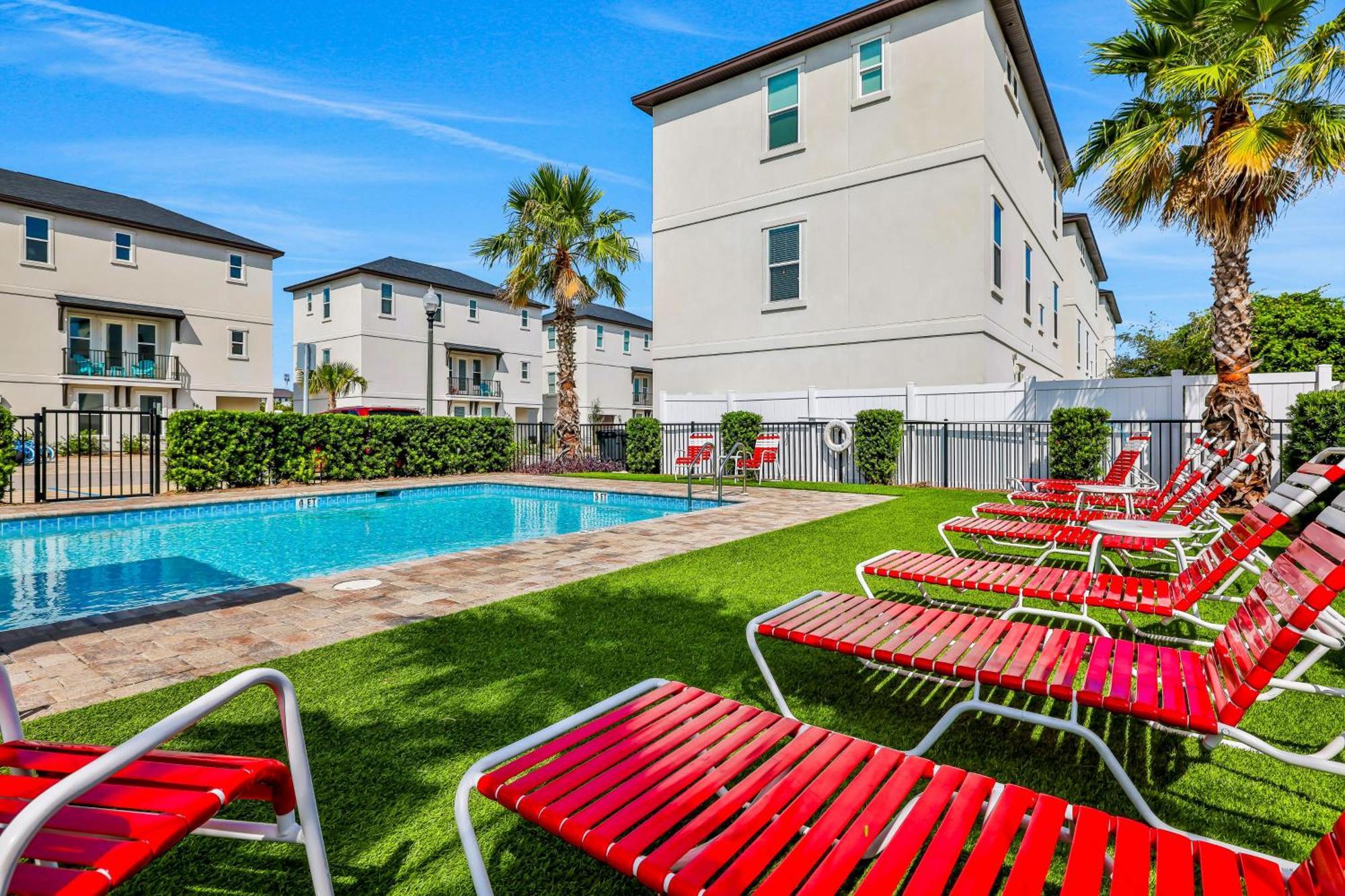 Grand Tran Chateau Destin