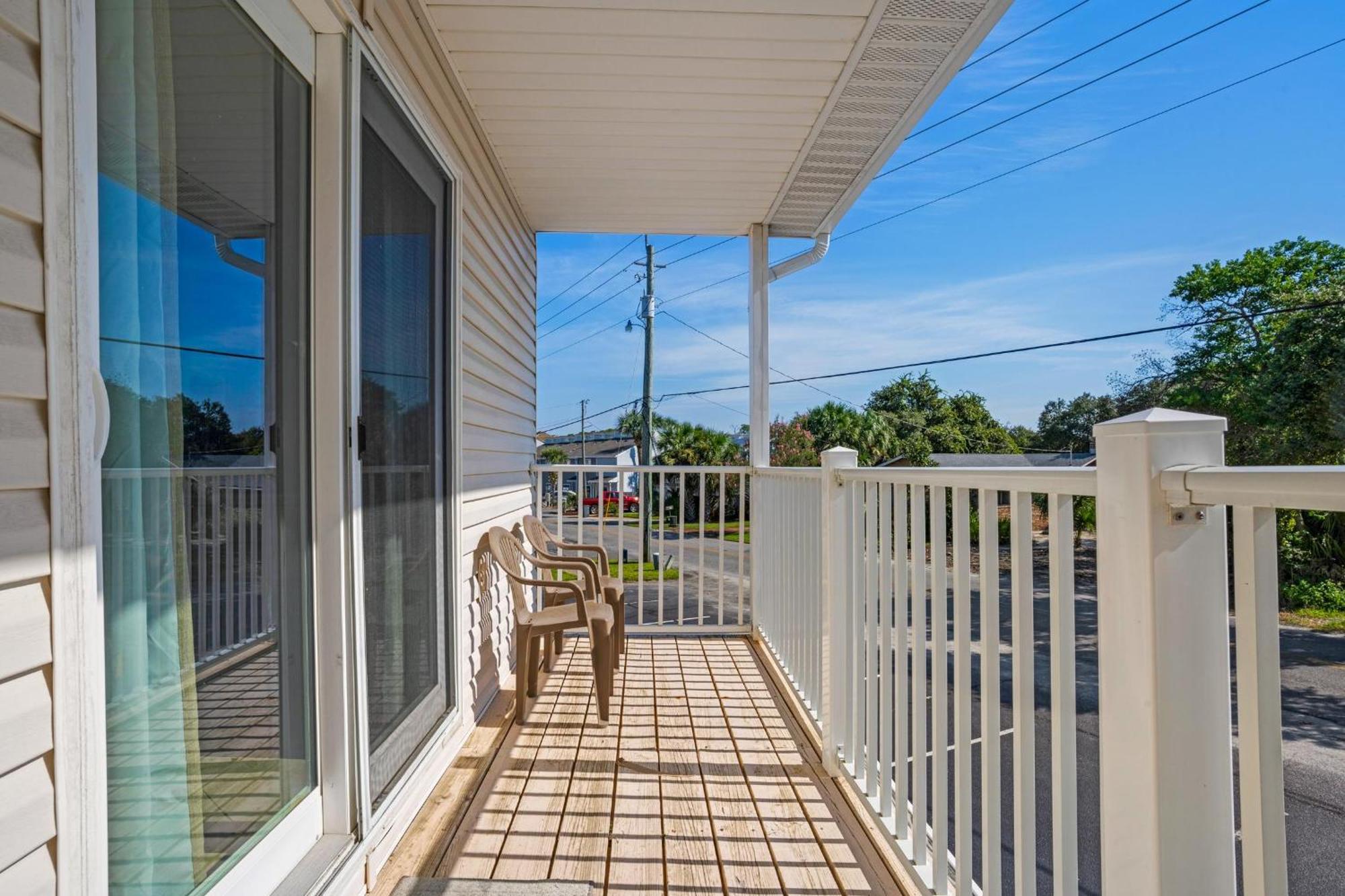 Apartment Seabreeze Escape