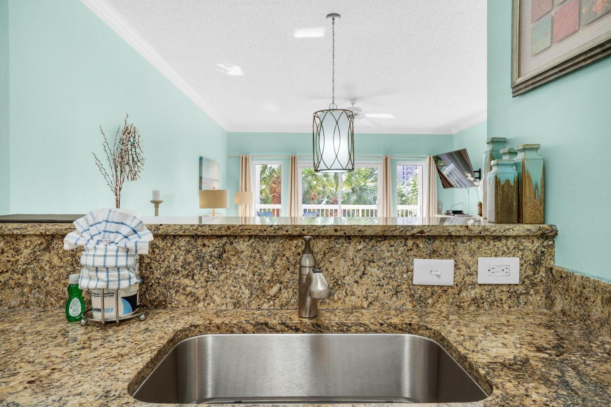 Apartment Summit At Tops'l 212