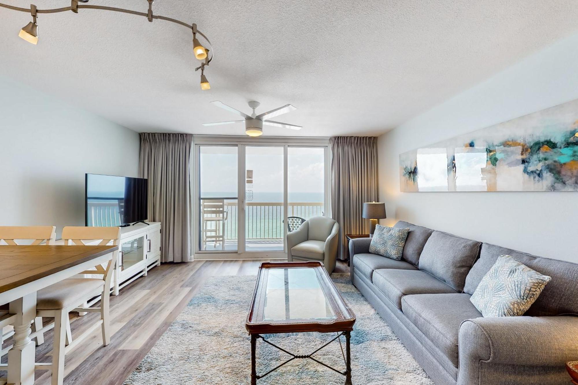 Pelican 1205 Destin