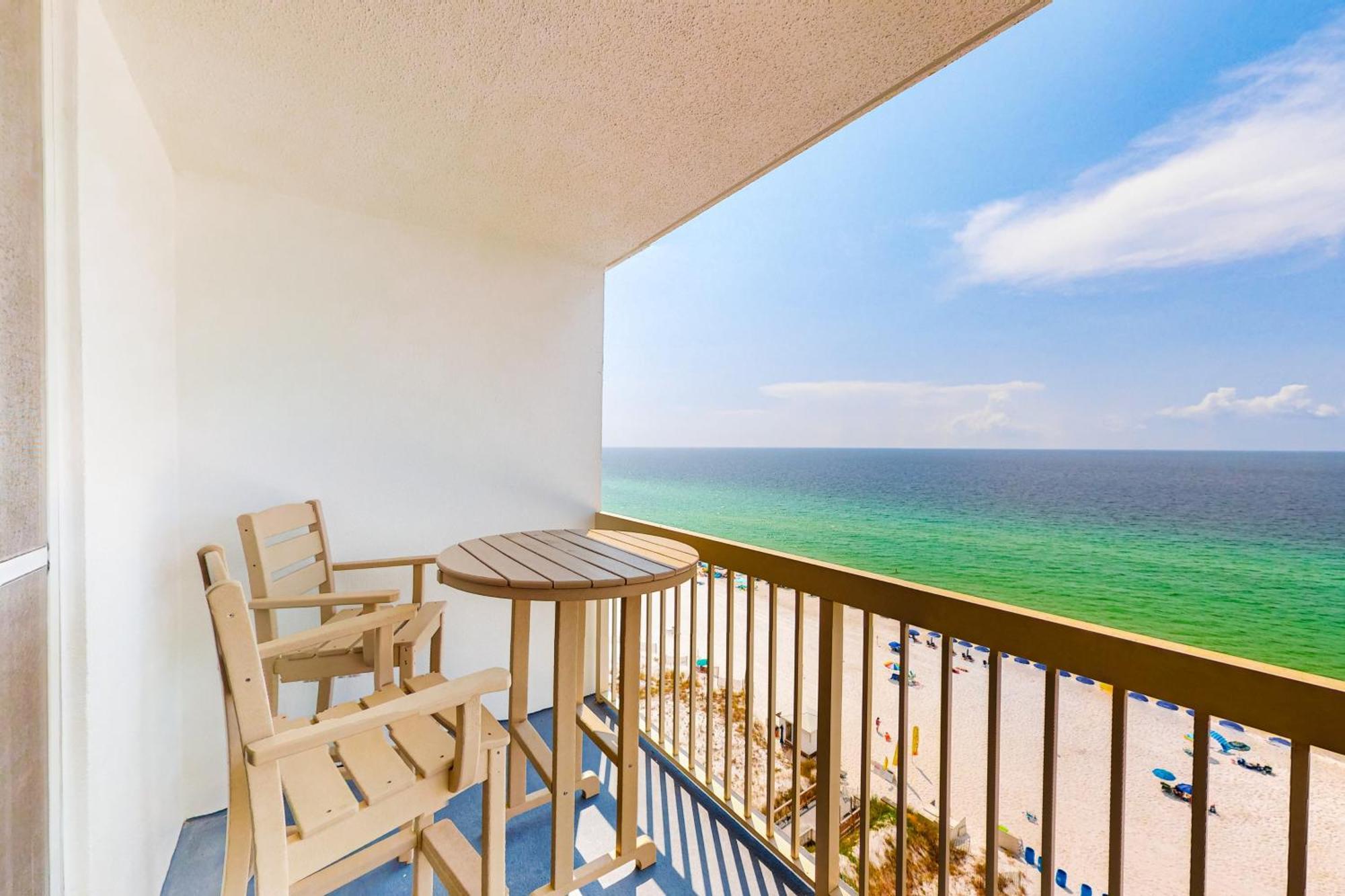Pelican 1205 * Destin