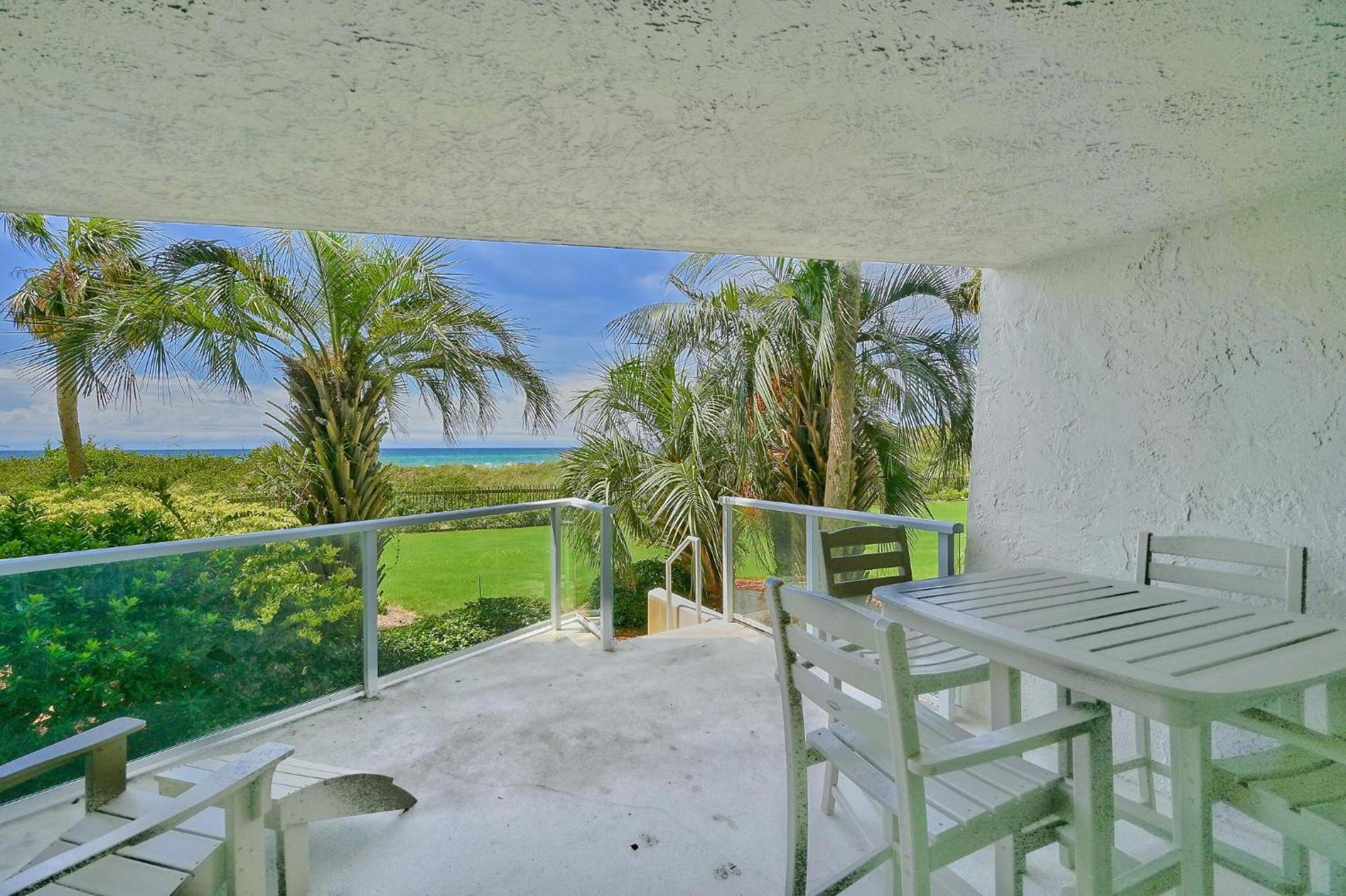 Beachside Two 4205 Holiday home