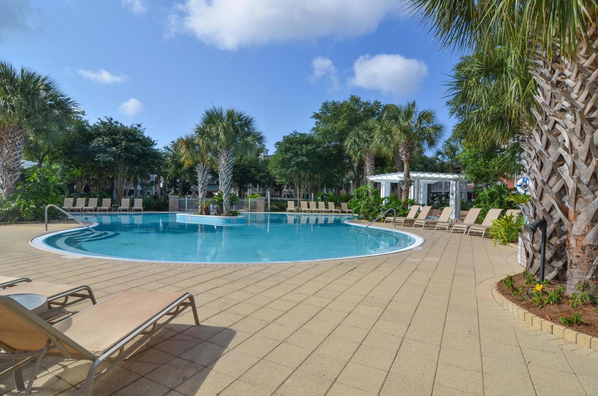 Apartment Market Street 339
