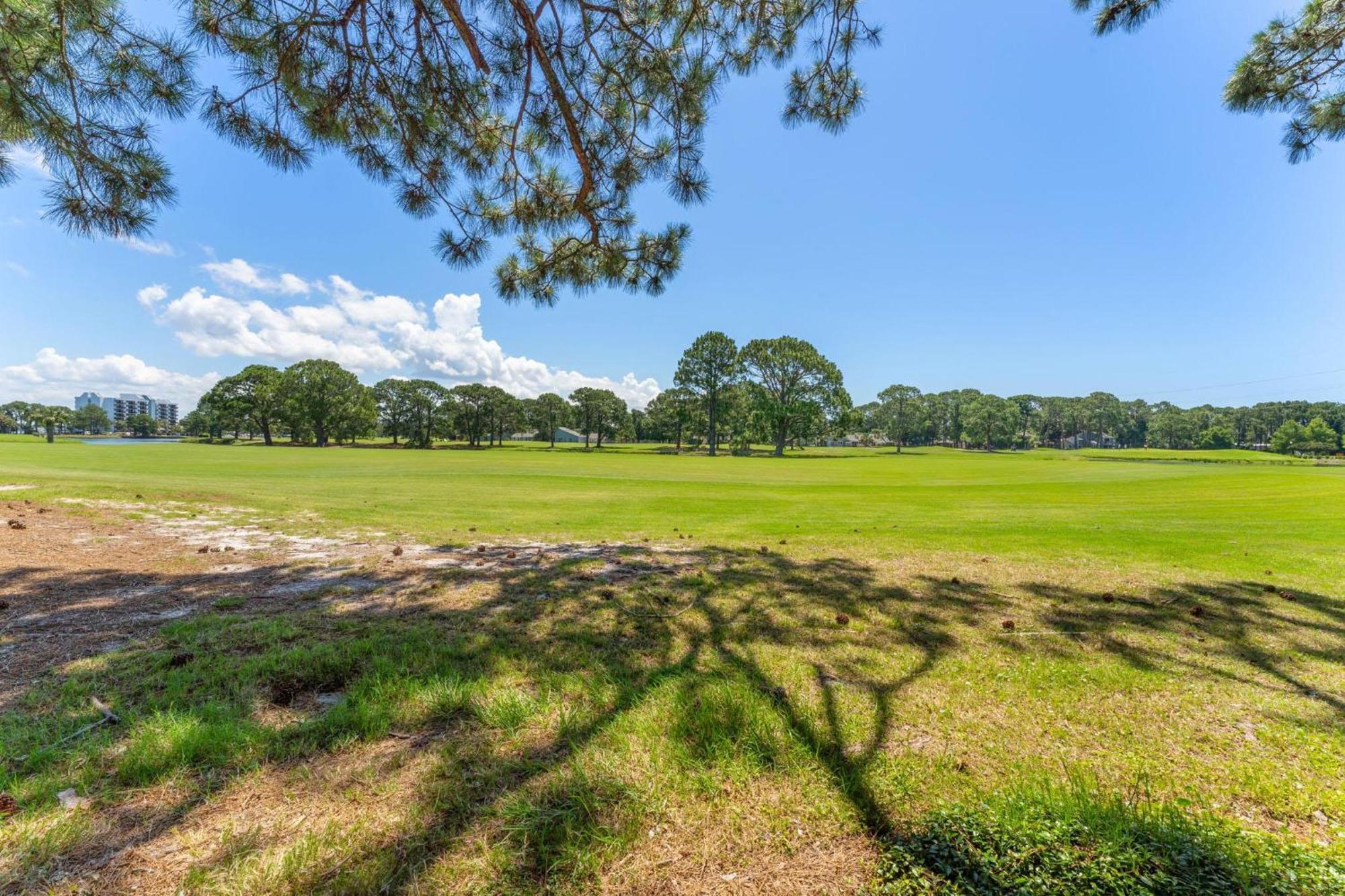 Fairways 294