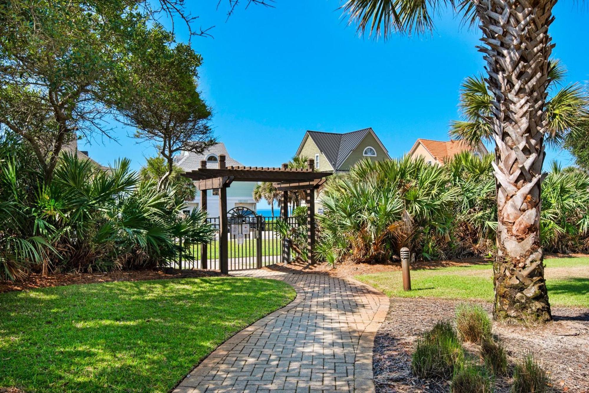 Apartment 316 Destin