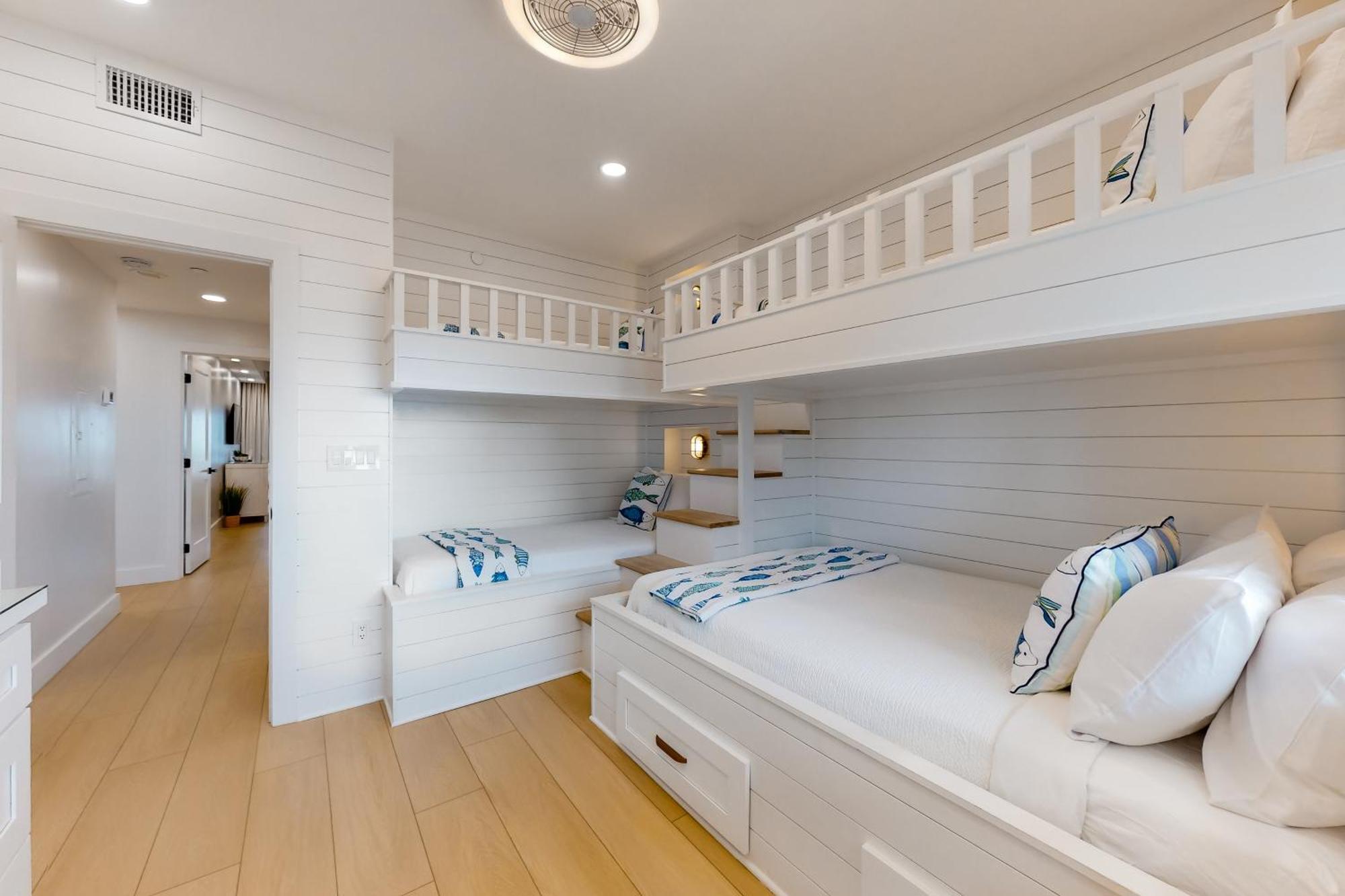 Apartment Tops'l Manor 1103 Destin