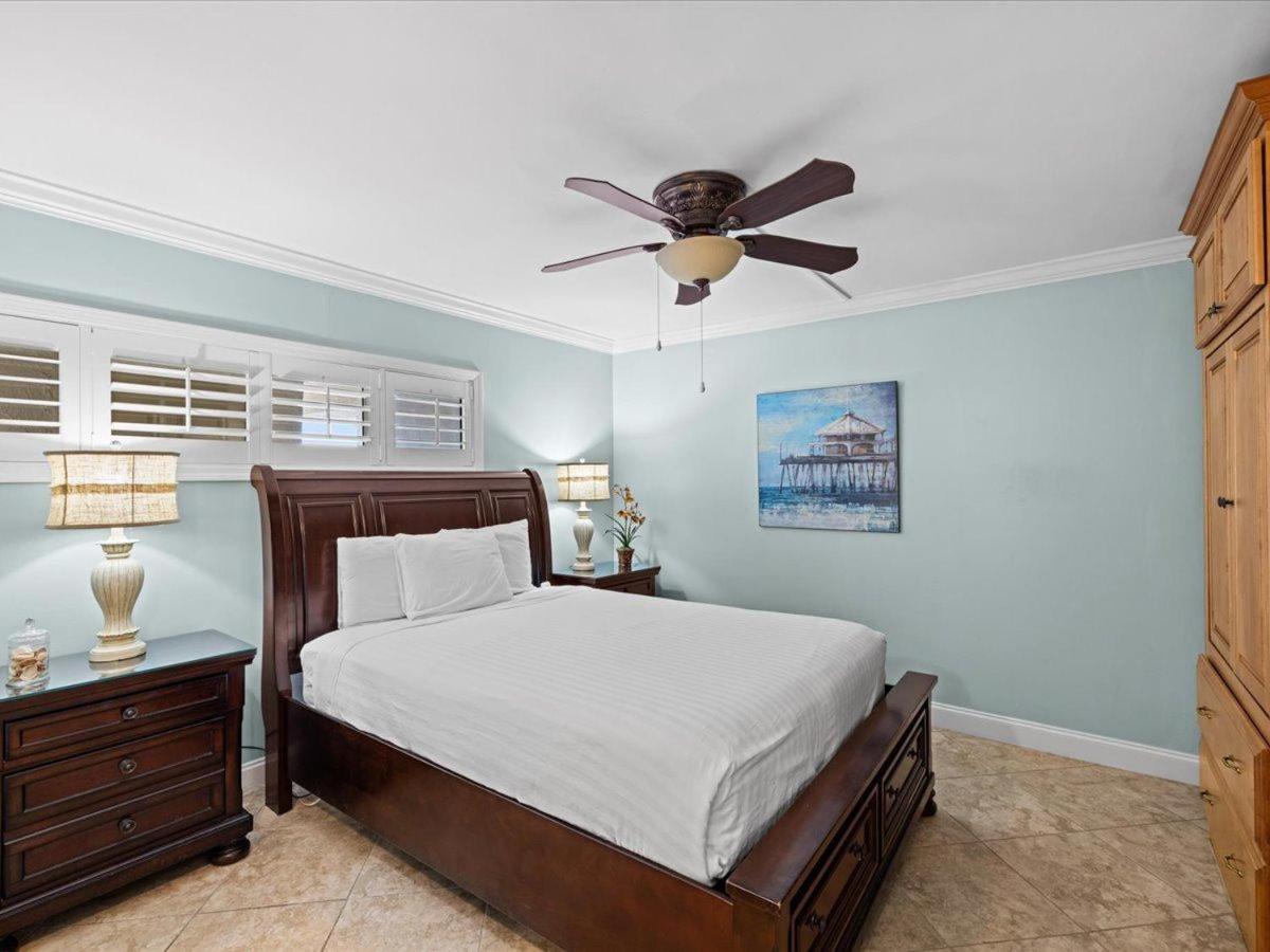 Surf And Racquet Unit 405 Destin