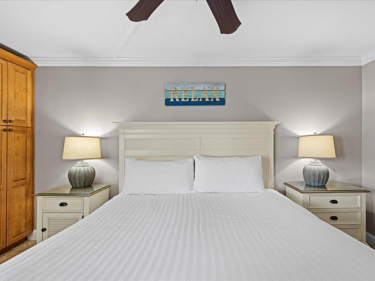 Surf And Racquet Unit 405 Holiday home Destin