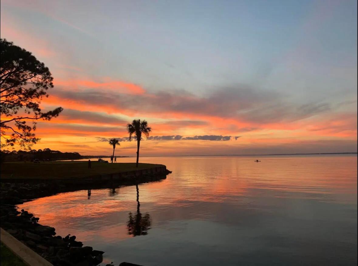 Lovely Sandestin With Balcony And Sunset View Apartment