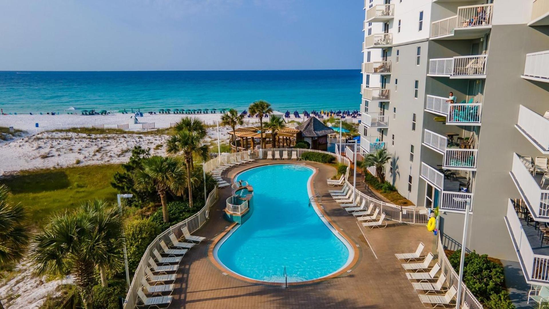 Apartment Pelican 0615 By Pelican Management *