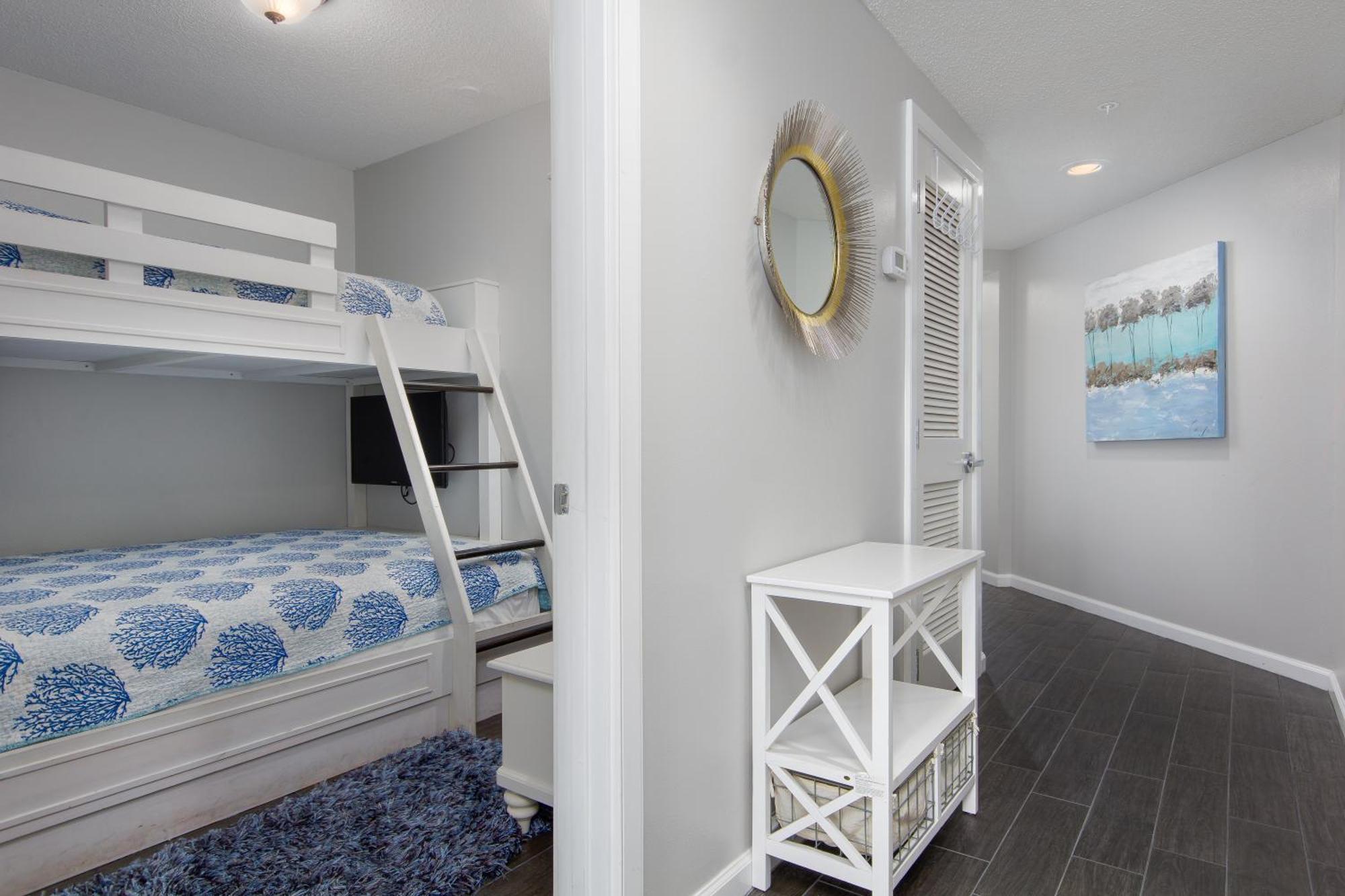 Crescent At Miramar-gulf Front Luxury Condo-free Chairs! Holiday home Destin