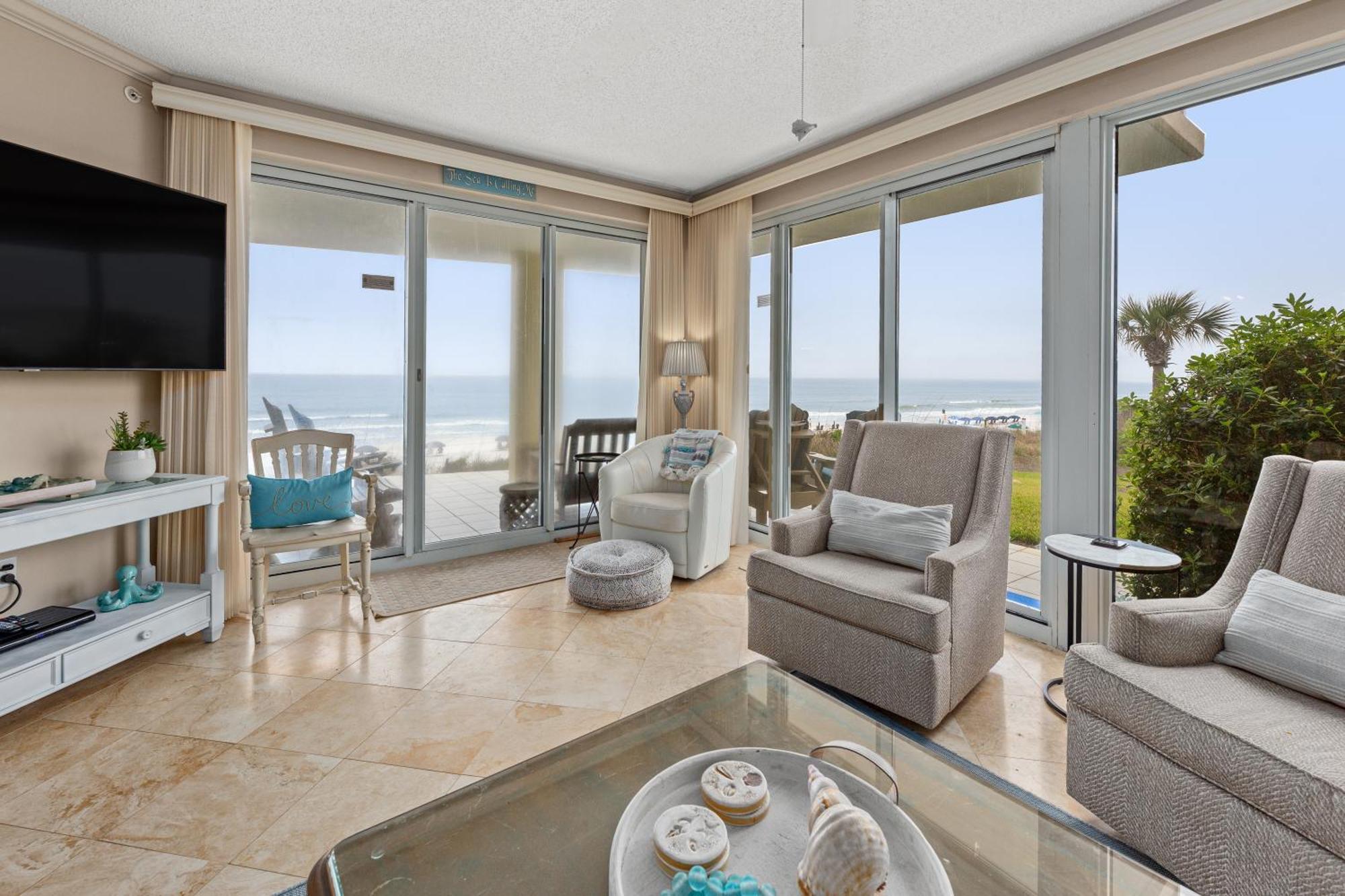 Elegant 4bd 4ba With Stunning Ocean Views And Direct & Pool Access