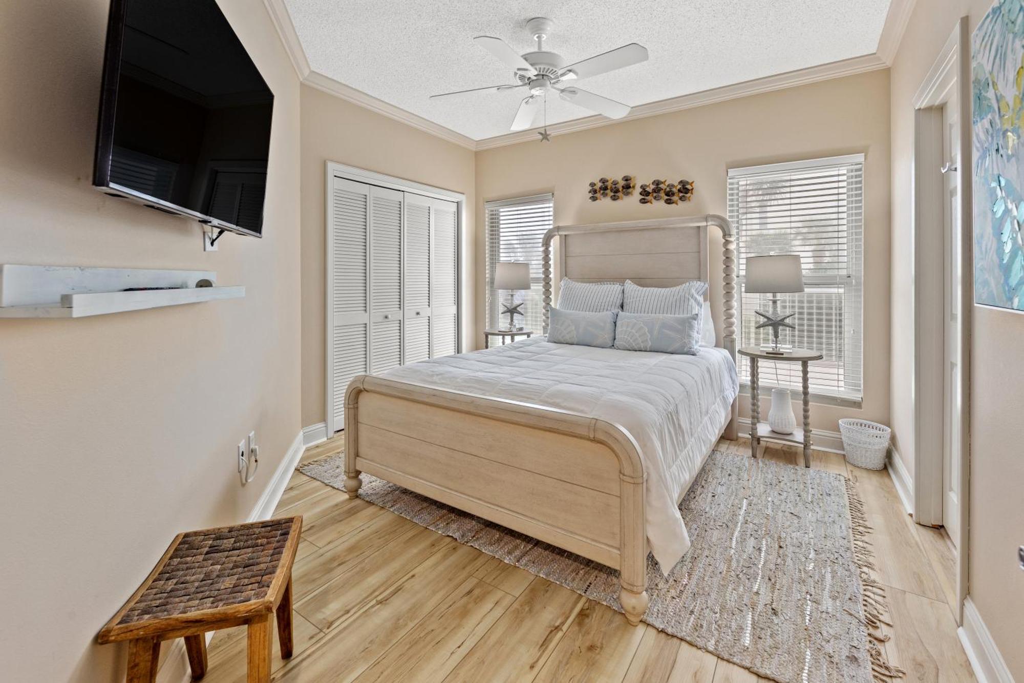 Elegant 4bd 4ba With Stunning Ocean Views And Direct & Pool Access Holiday home