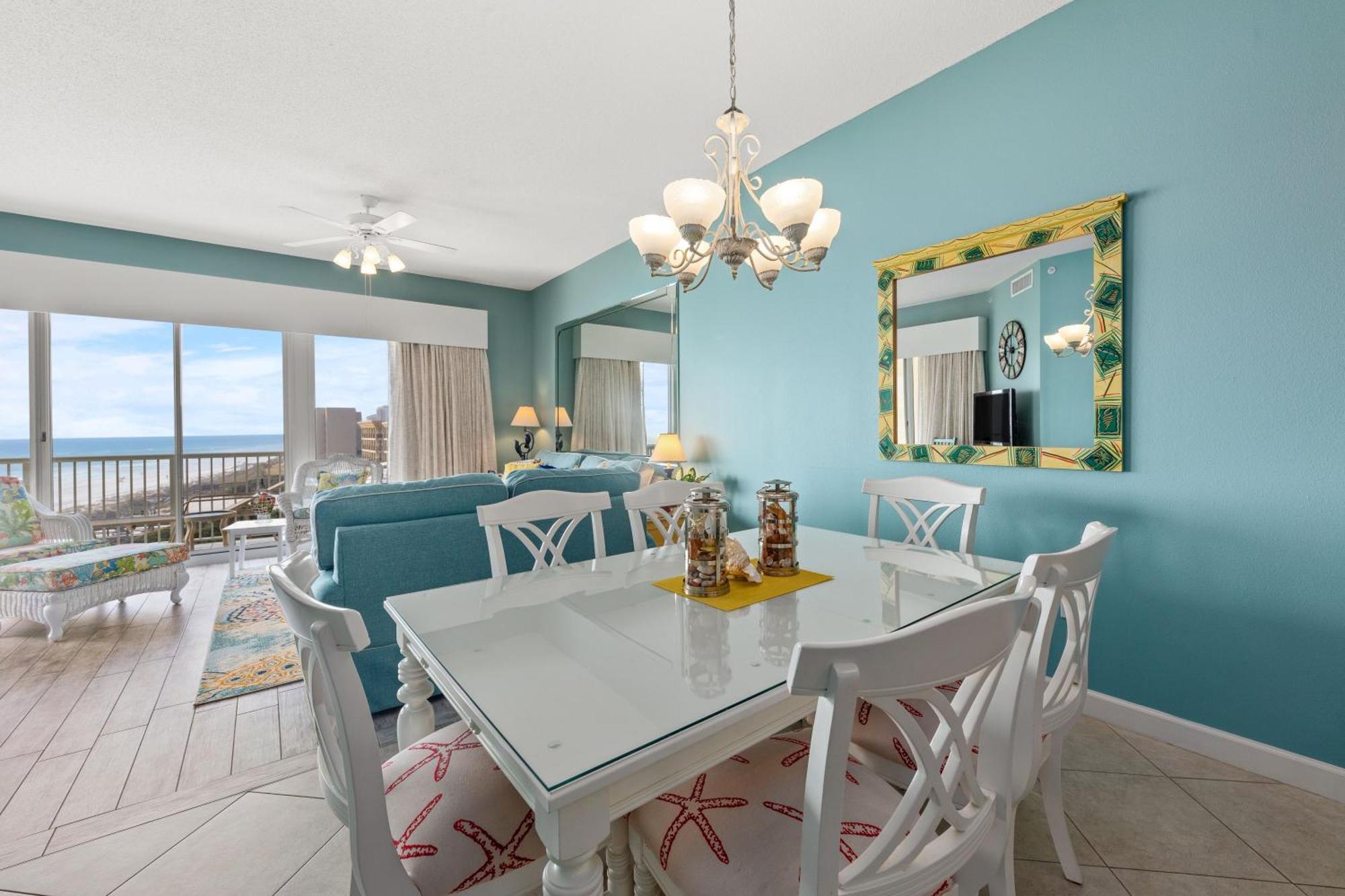 Holiday home Beachfront Luxury 2bd 2ba With Balcony! Sleeps 6! *