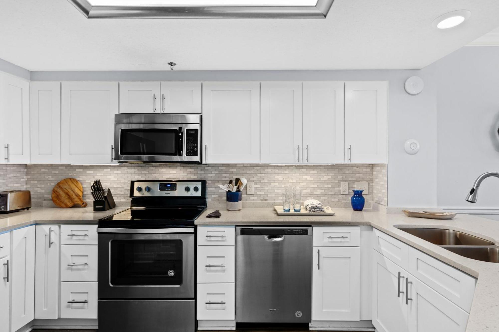 Jade East Towers 1520 By Newman-dailey