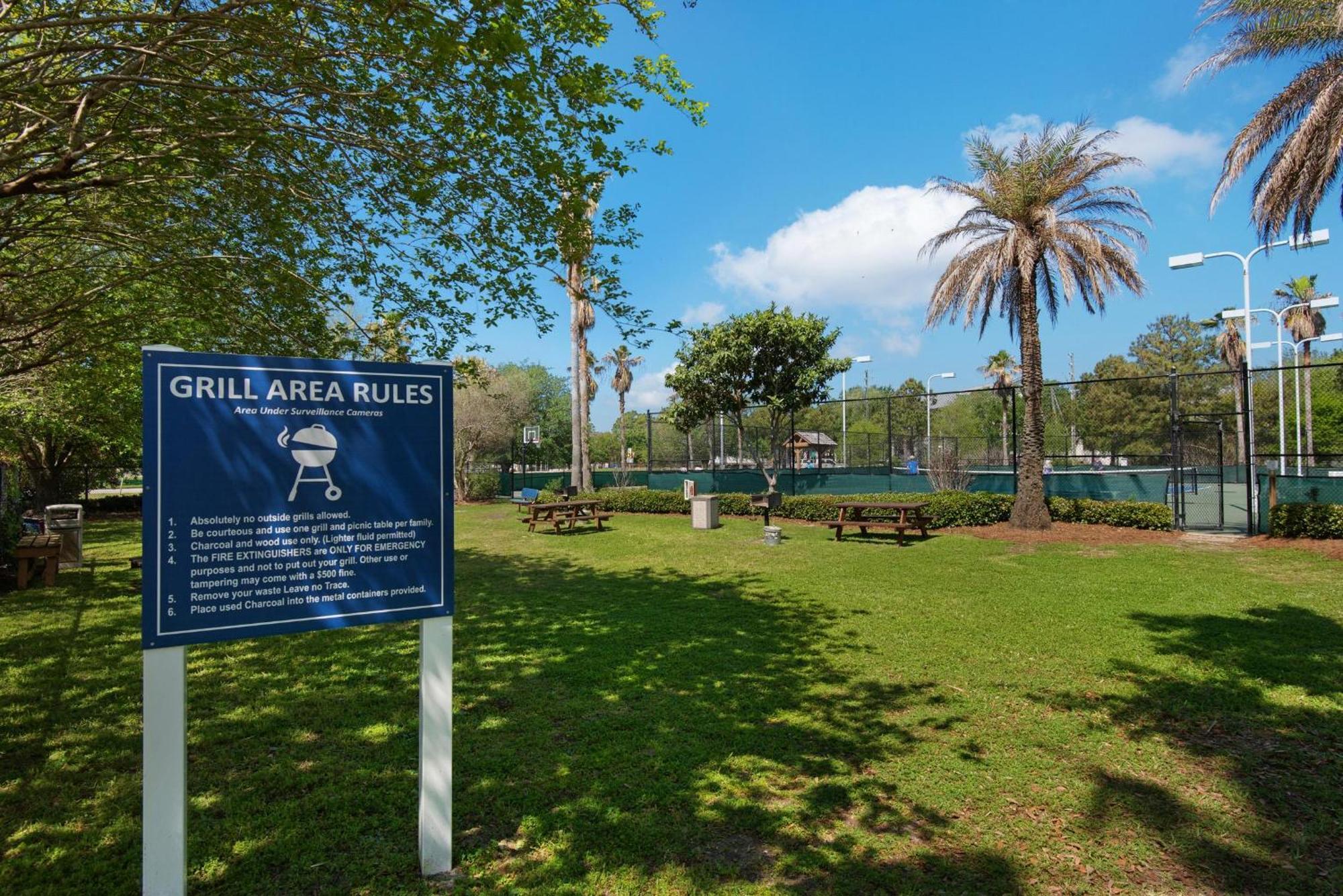 Apartment Palms #1813 Jr. 2br *