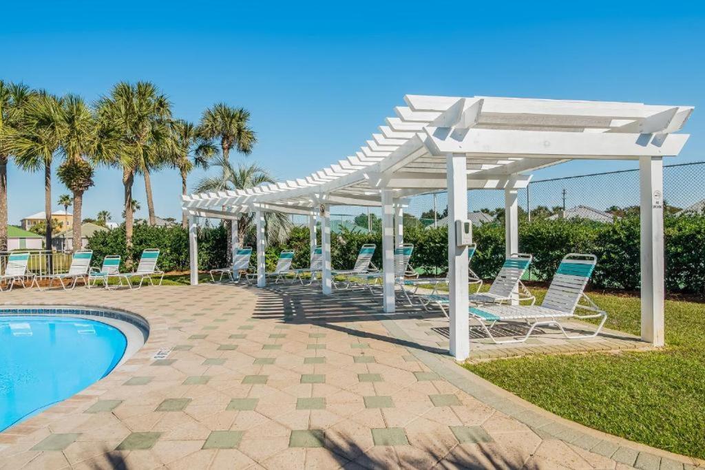 Coastal Rose- Maravilla * Destin