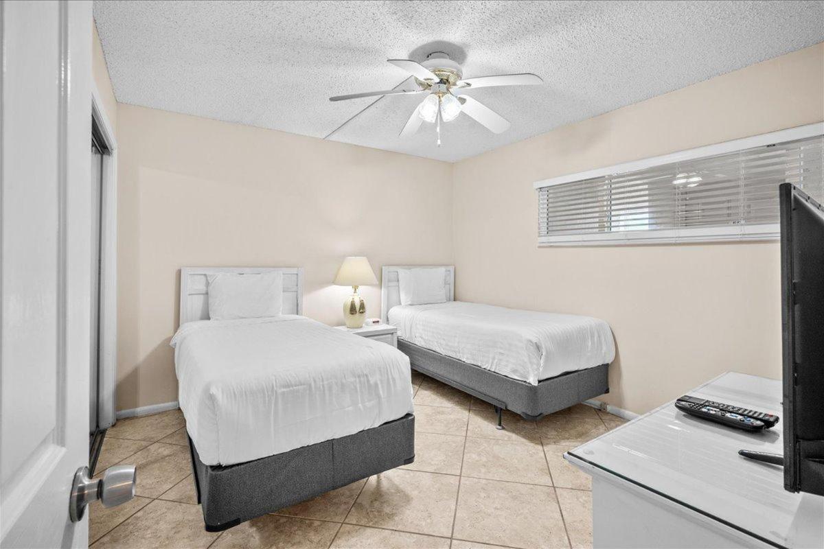 Surf And Racquet Unit 520 Holiday home *