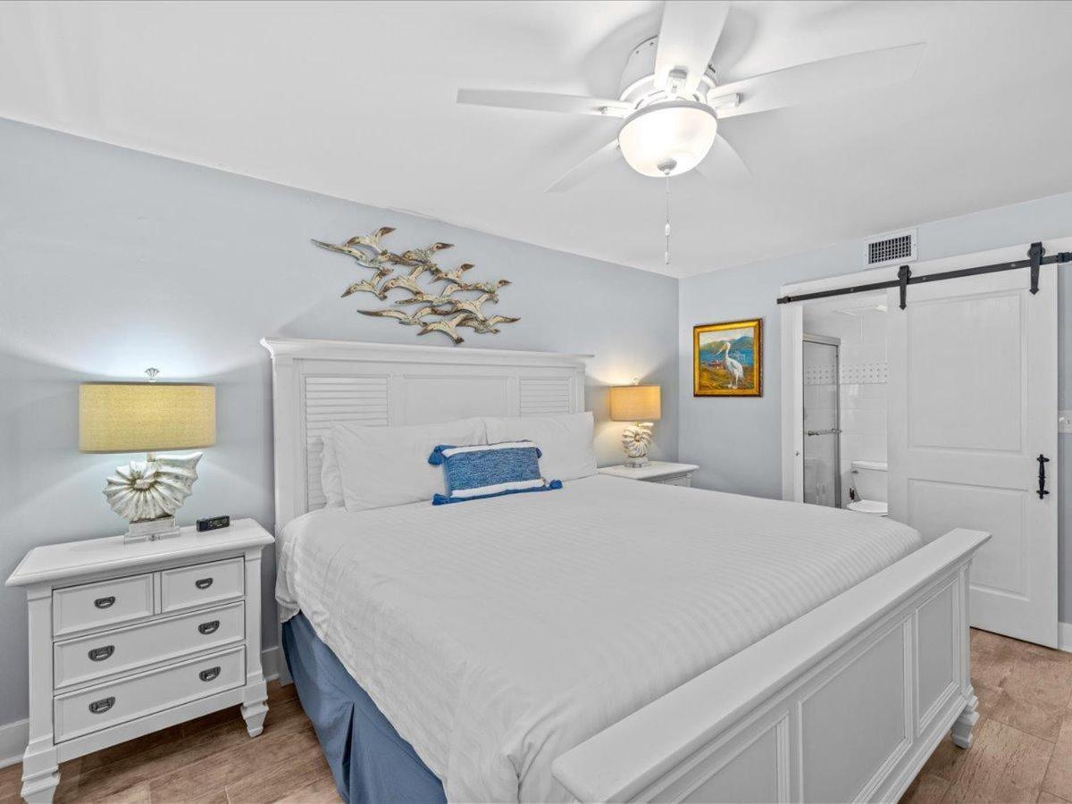 Surf And Racquet Unit 518 Destin