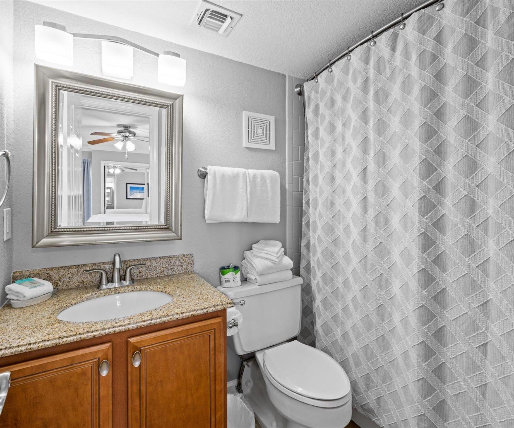 Surf And Racquet Unit 304 * Destin