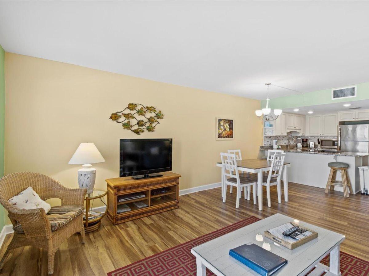 Surf And Racquet Unit 719 Destin