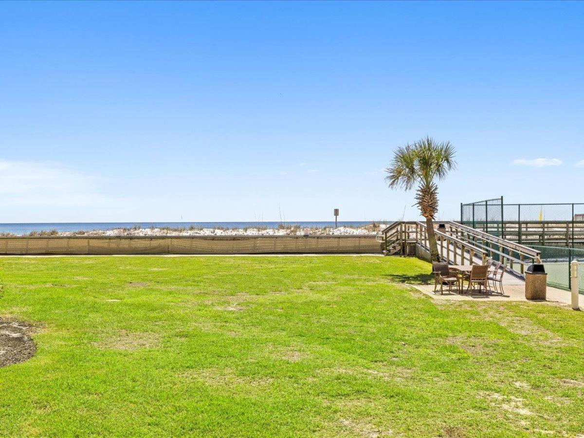 Holiday home Surf And Racquet Unit 117 *