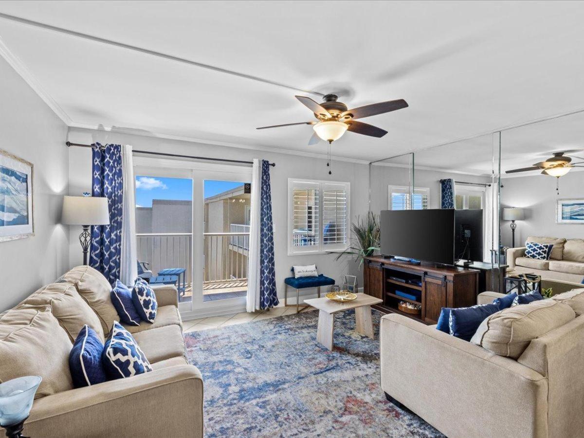 Holiday home Surf And Racquet Unit 713 Destin