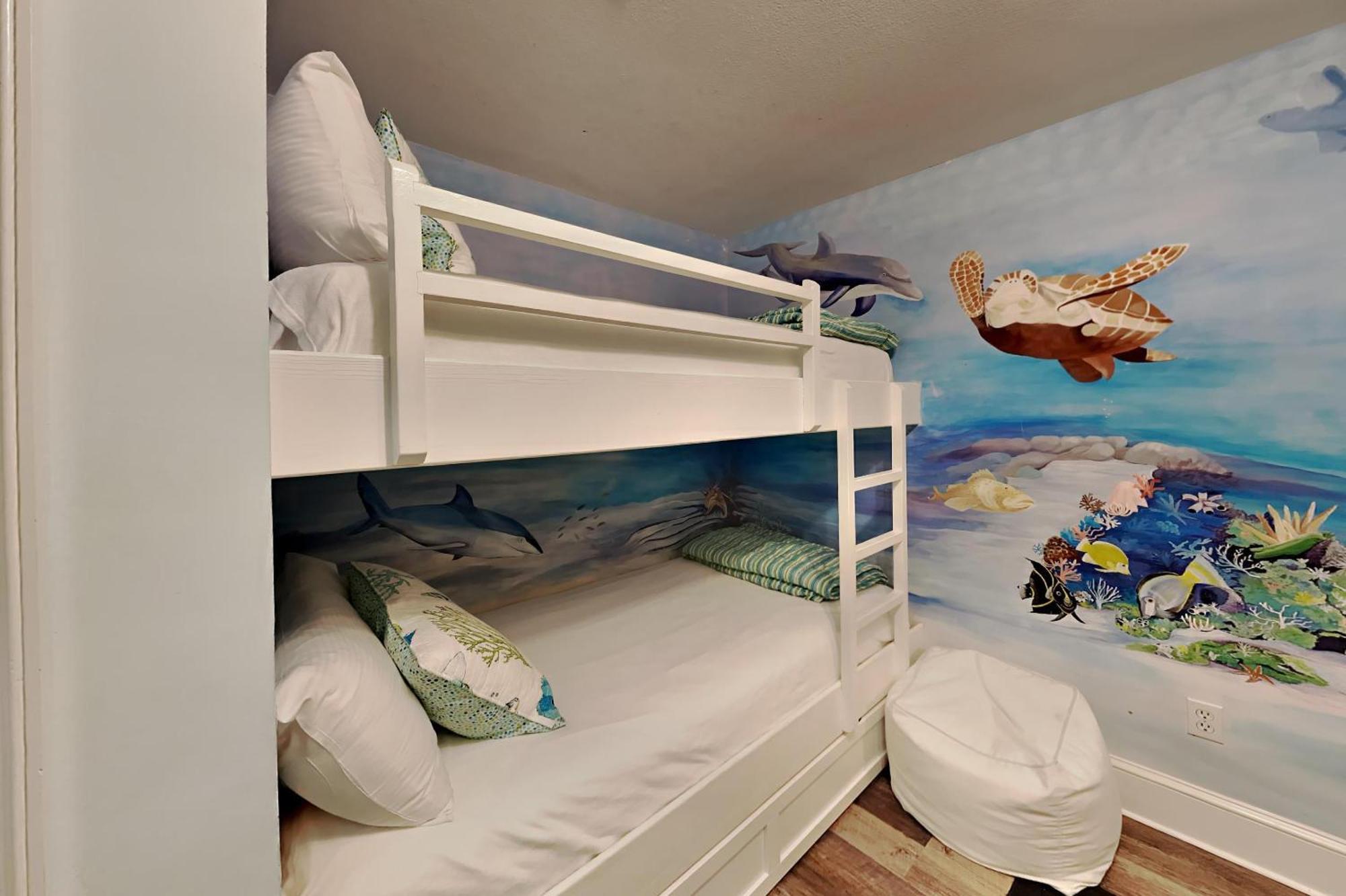 Apartment Stunning In With Outdoor Swimming Pool And 3 Bedrooms Destin