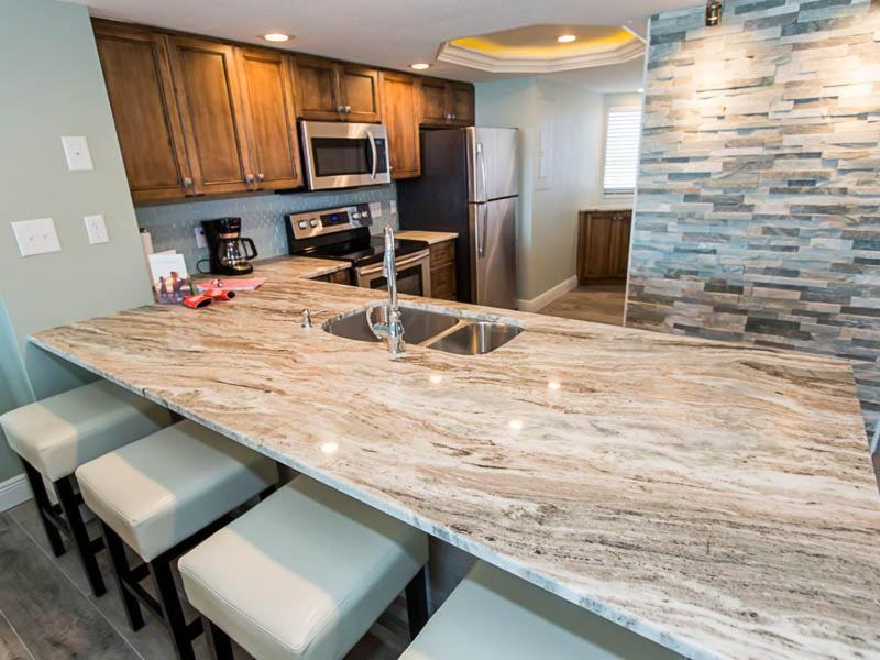Awesome In Miramar With Outdoor Swimming Pool And 2 Bedrooms Apartment Destin