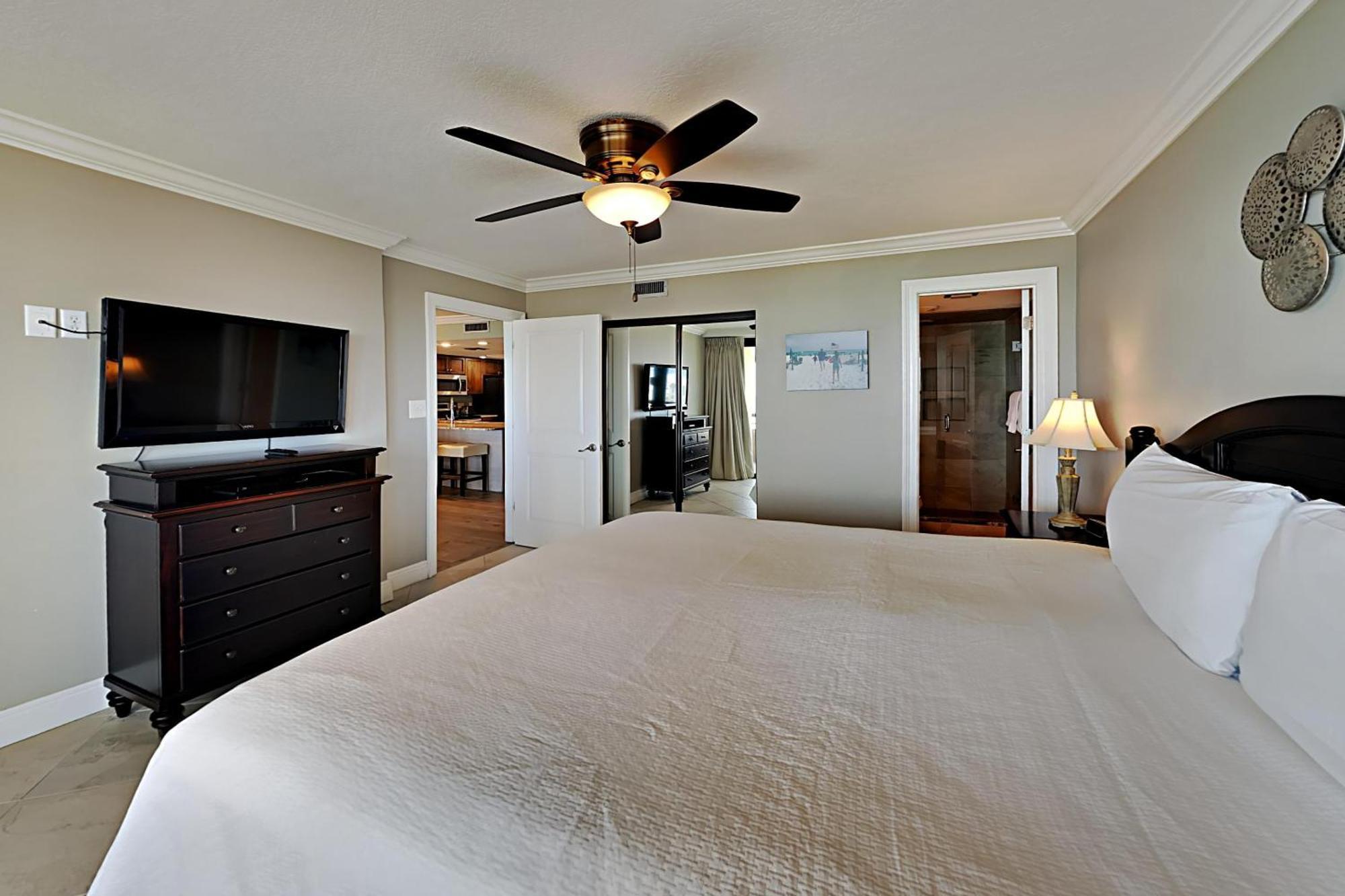 Awesome In Miramar With Outdoor Swimming Pool And 2 Bedrooms Destin